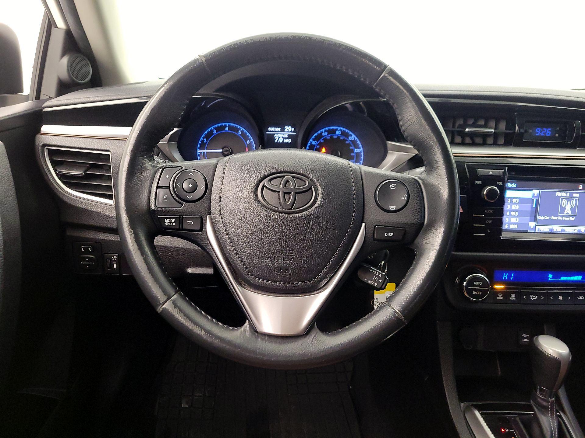 Thumbnail: 2014 Toyota Corolla - 10