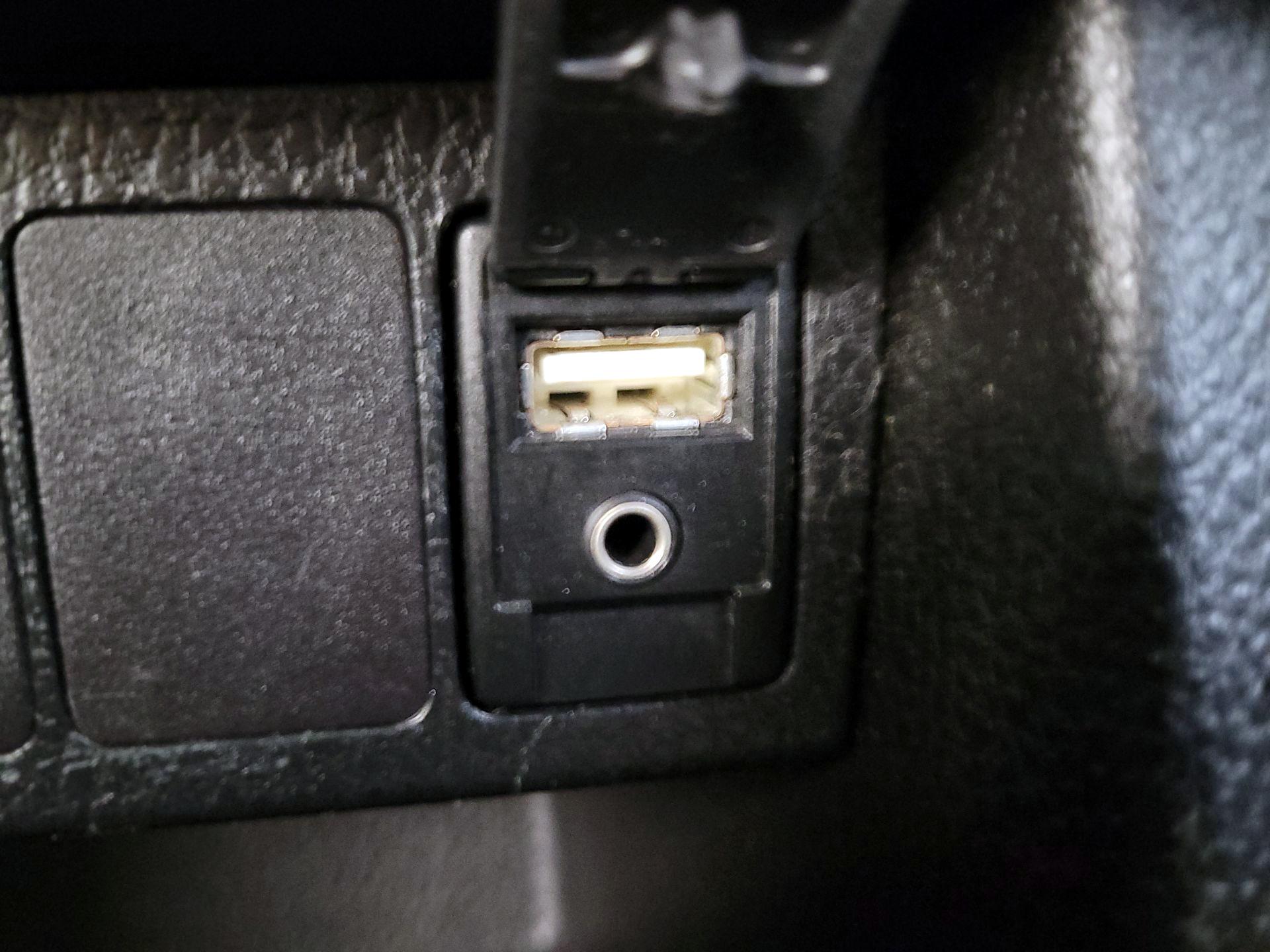 Thumbnail: 2014 Toyota Corolla - 18