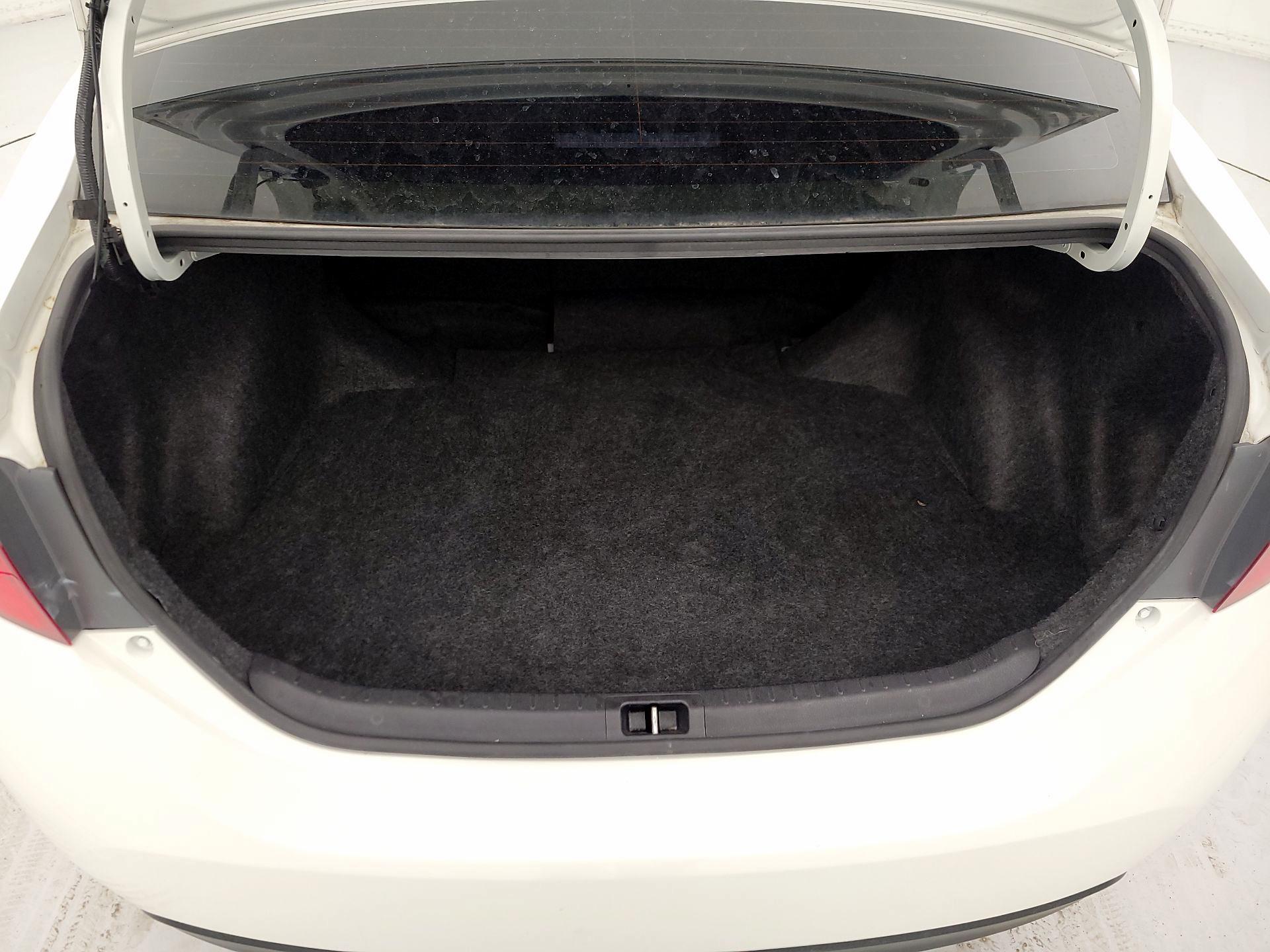 Thumbnail: 2014 Toyota Corolla - 20