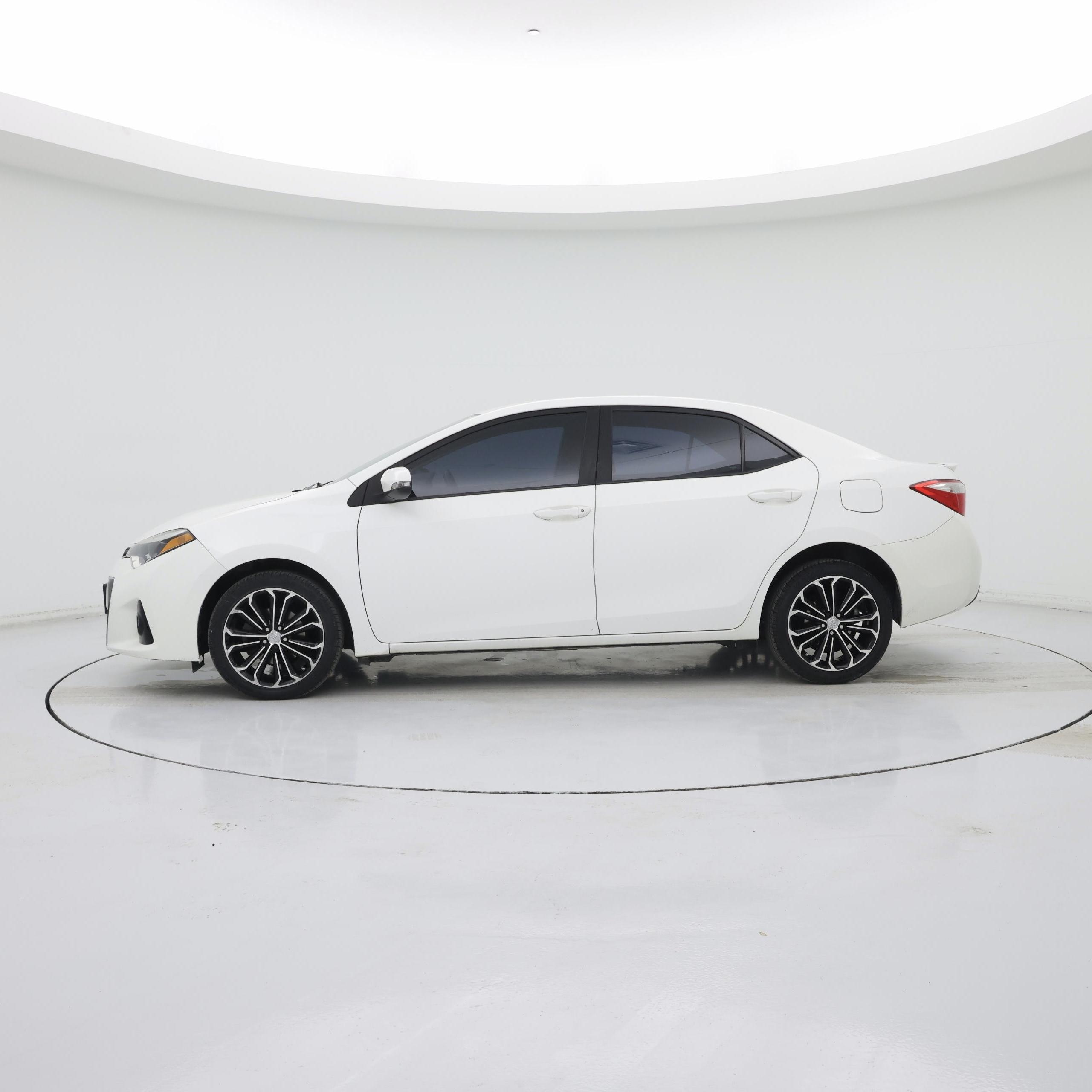 Thumbnail: 2014 Toyota Corolla - 3