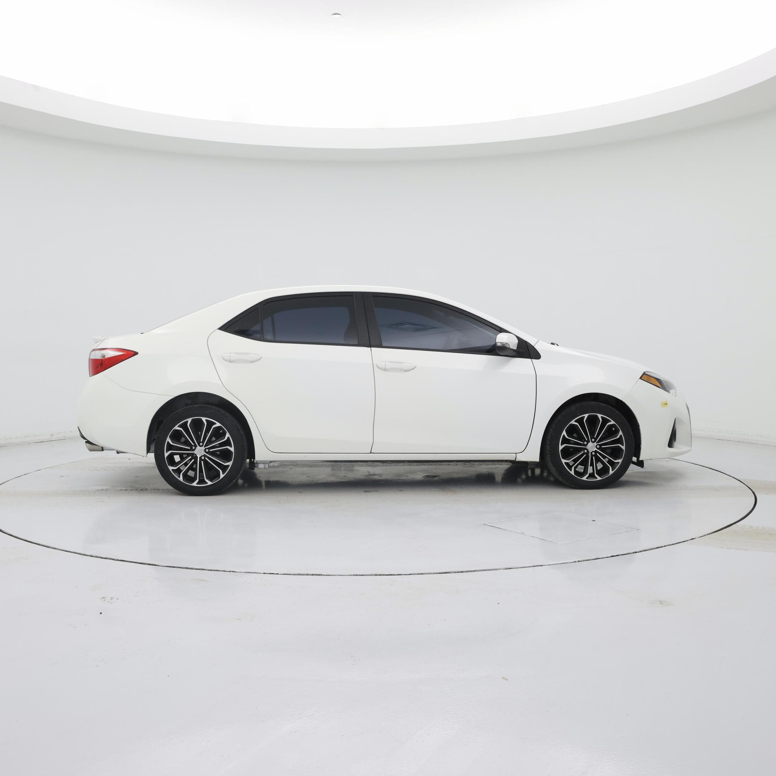 Thumbnail: 2014 Toyota Corolla - 7