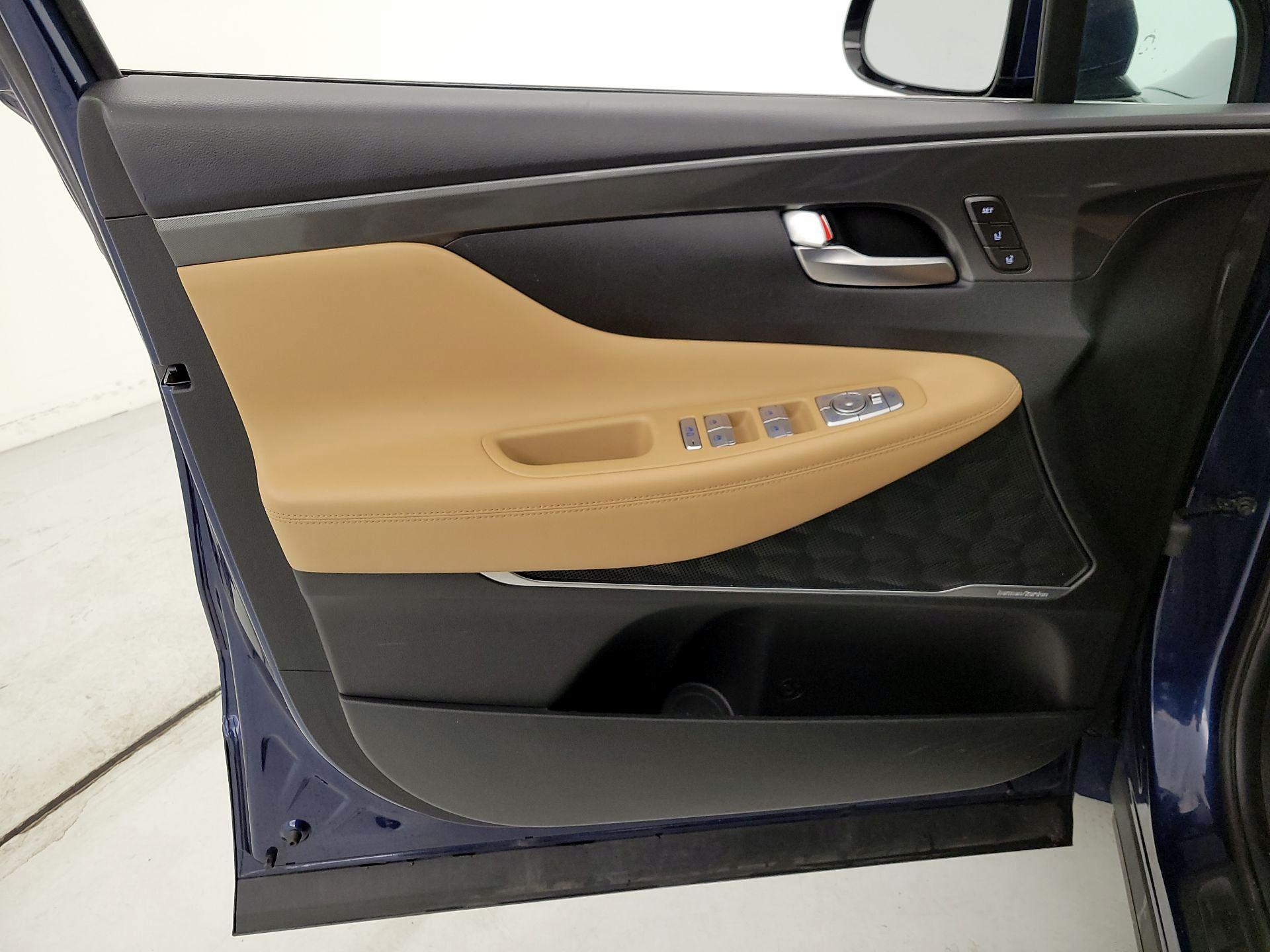 Thumbnail: 2023 Hyundai Santa Fe - 12