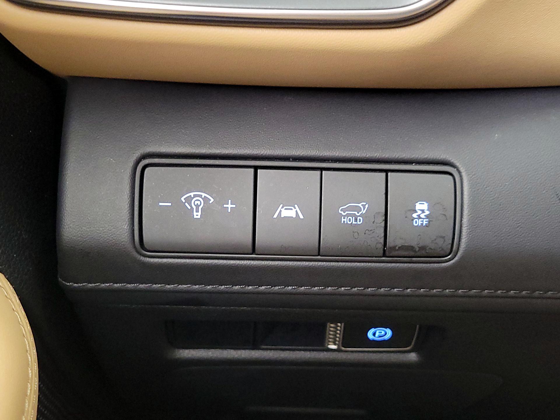 Thumbnail: 2023 Hyundai Santa Fe - 13