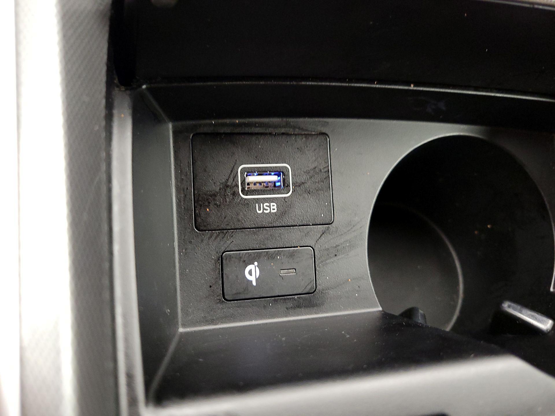 Thumbnail: 2023 Hyundai Santa Fe - 19