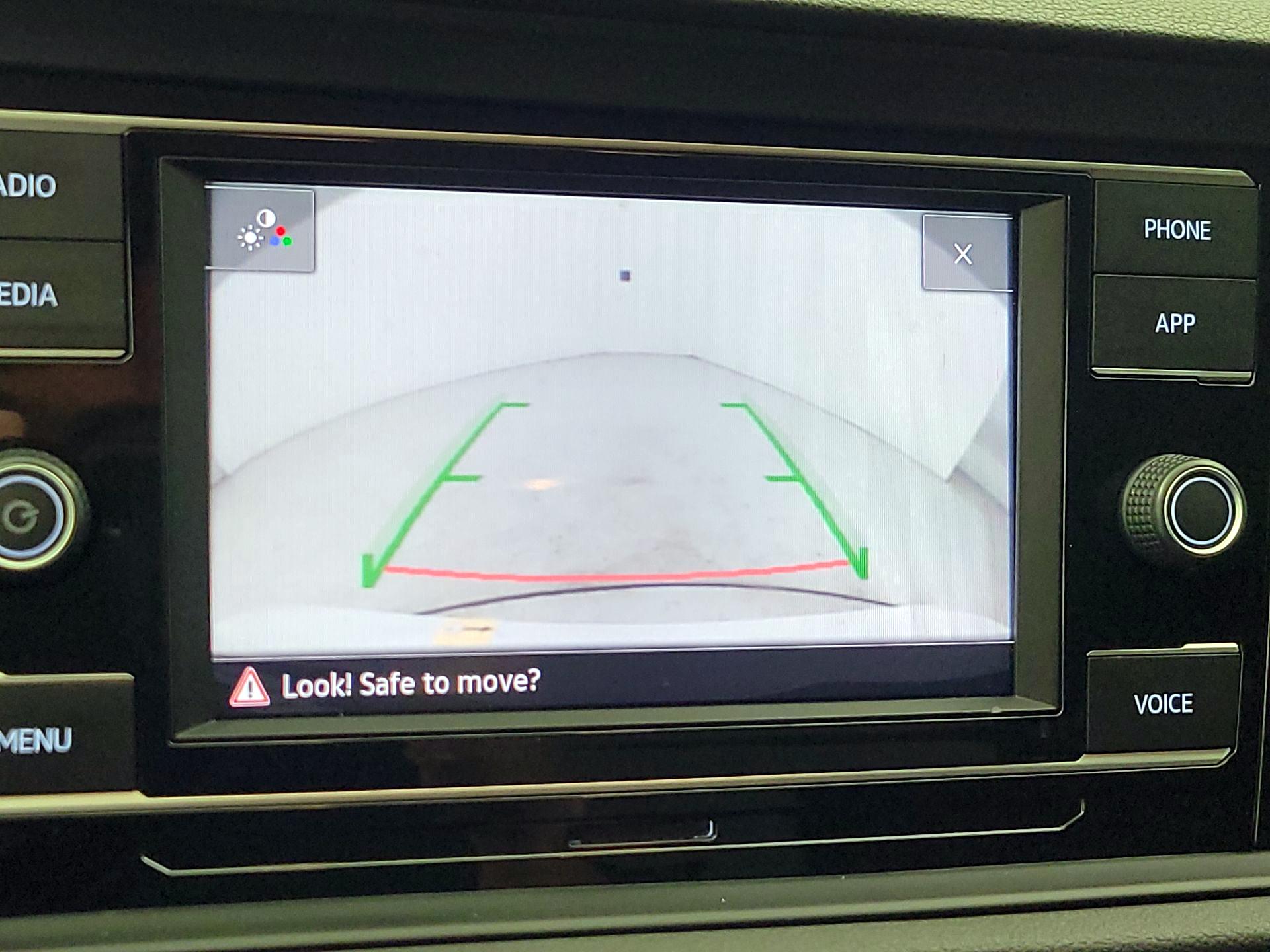 Thumbnail: 2020 Volkswagen Jetta - 14