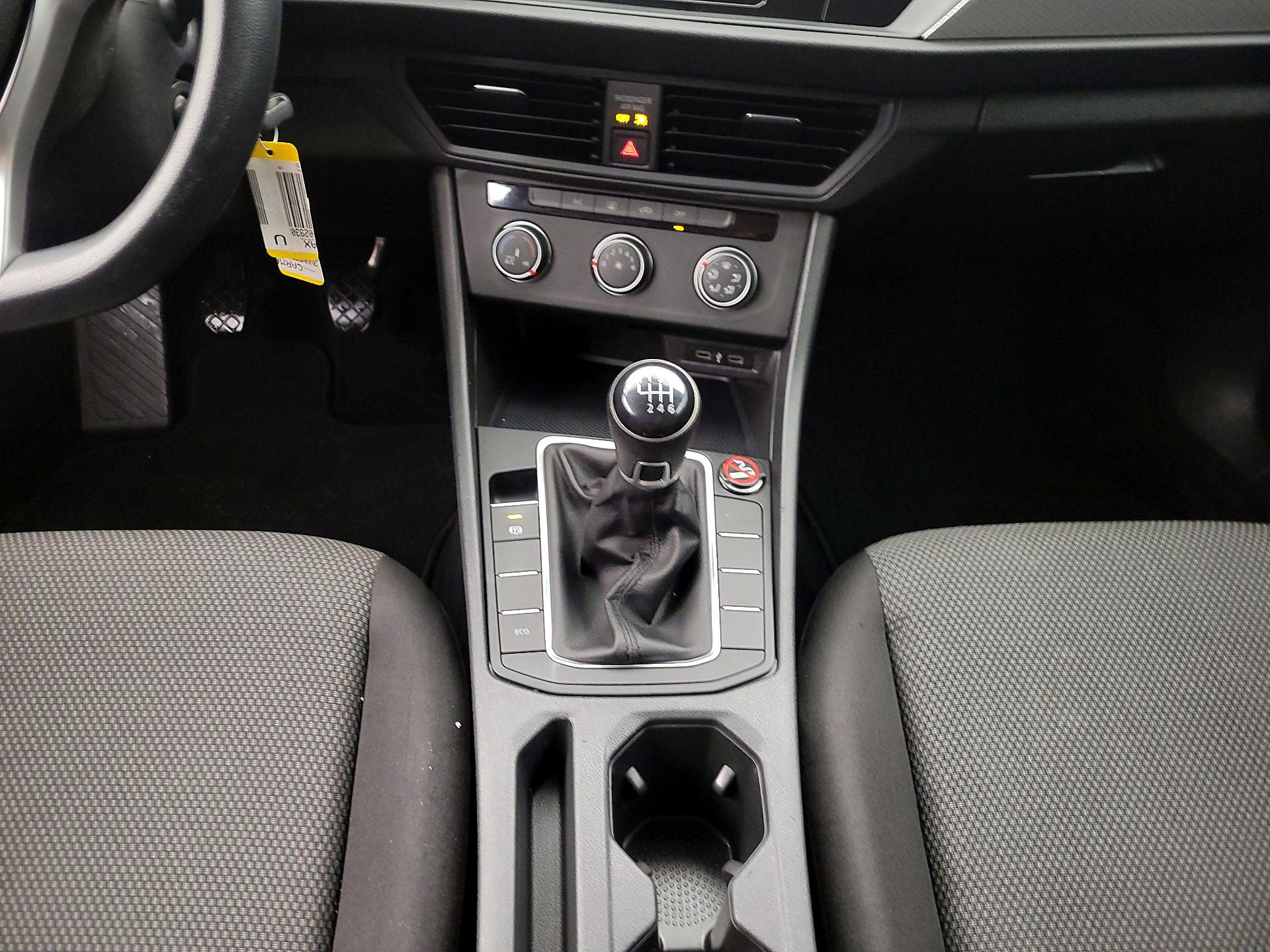 Thumbnail: 2020 Volkswagen Jetta - 17