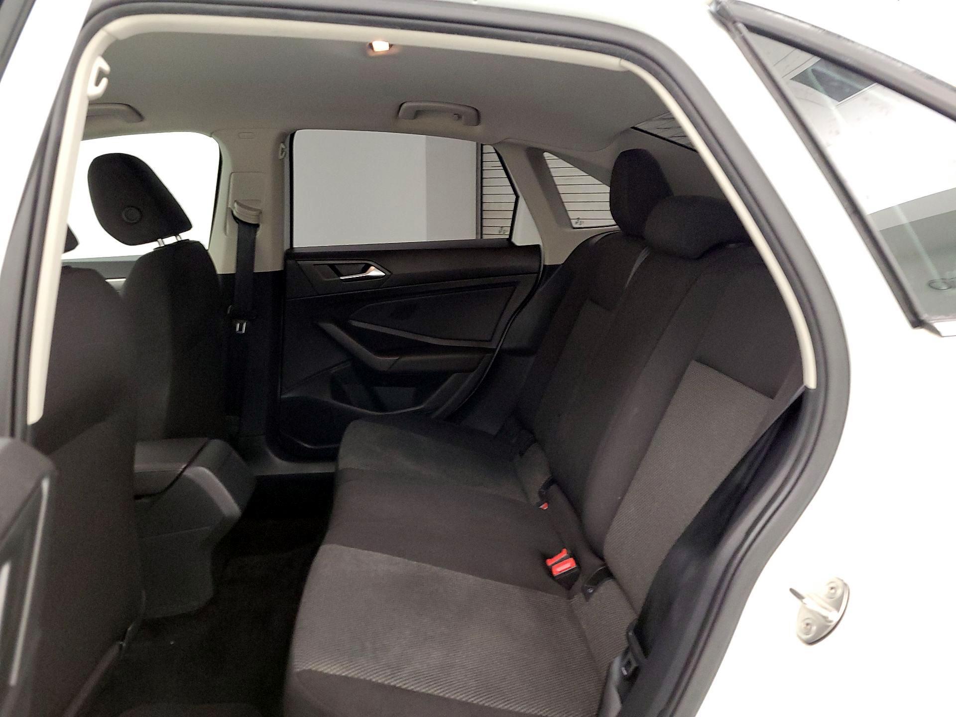 Thumbnail: 2020 Volkswagen Jetta - 19