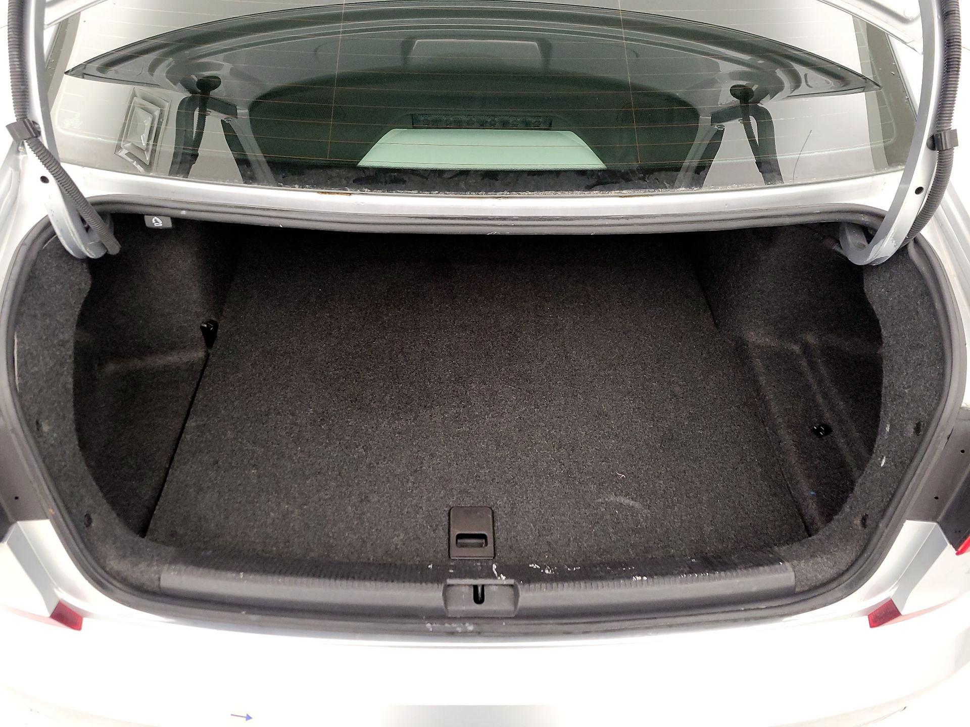 Thumbnail: 2016 Volkswagen Passat - 20