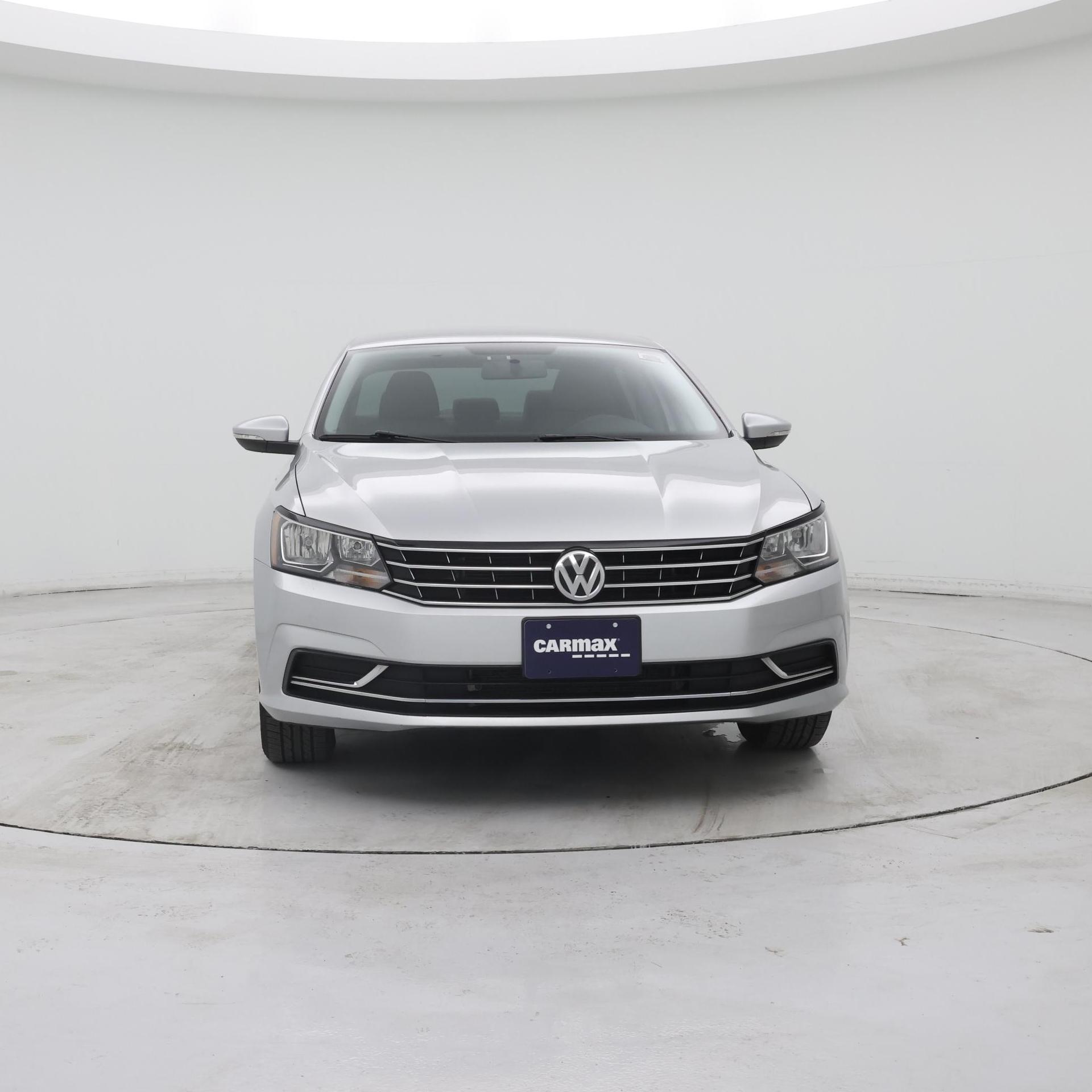 Thumbnail: 2016 Volkswagen Passat - 5