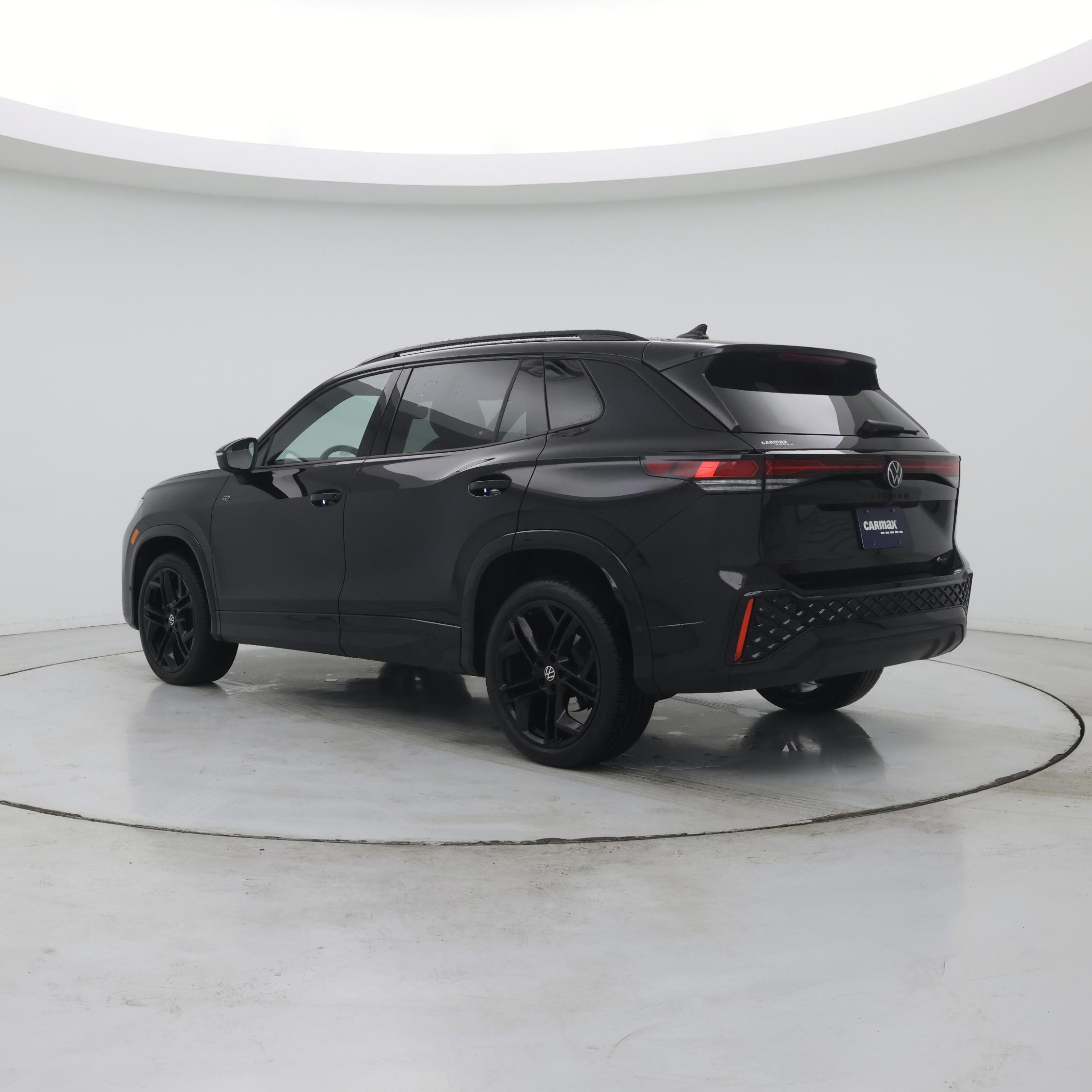 Thumbnail: 2025 Volkswagen Tiguan - 2