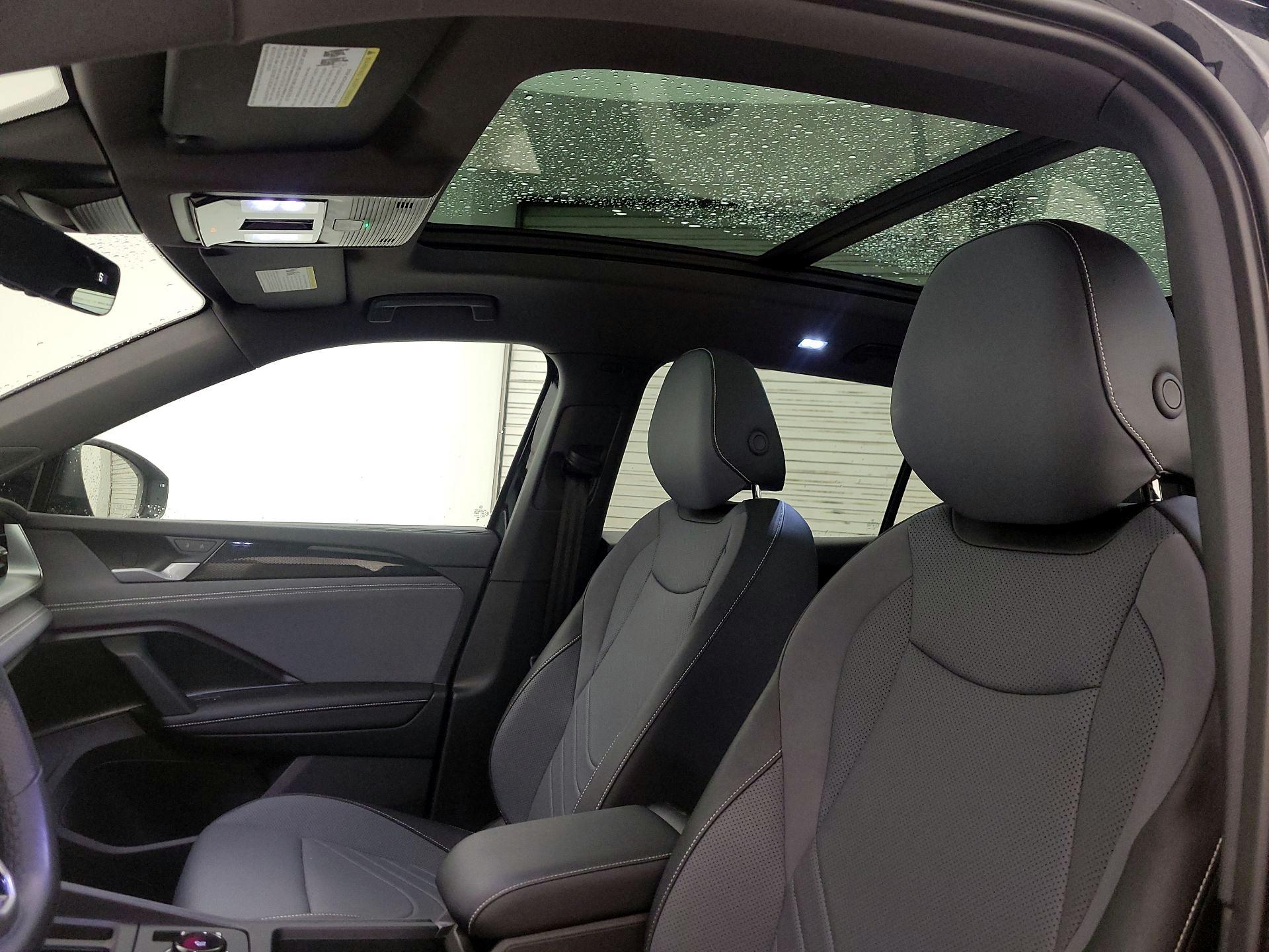 Thumbnail: 2025 Volkswagen Tiguan - 19