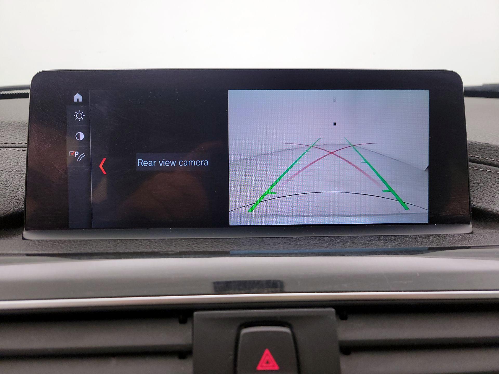 Thumbnail: 2018 BMW 3 Series - 14