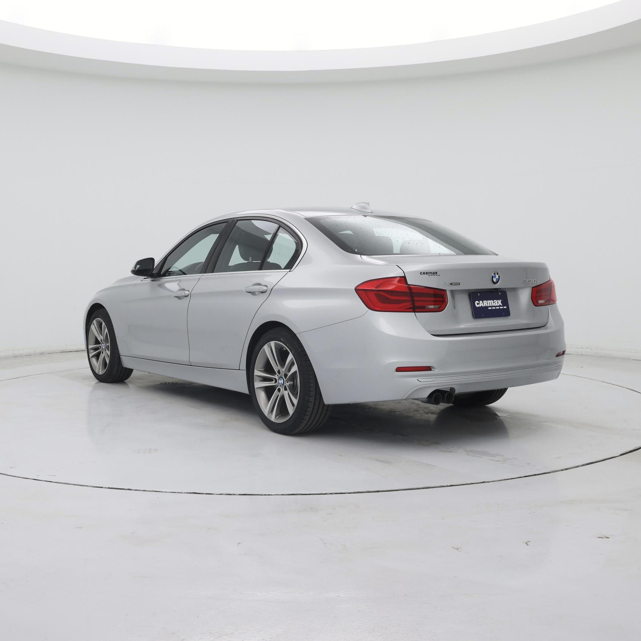 Thumbnail: 2018 BMW 3 Series - 2