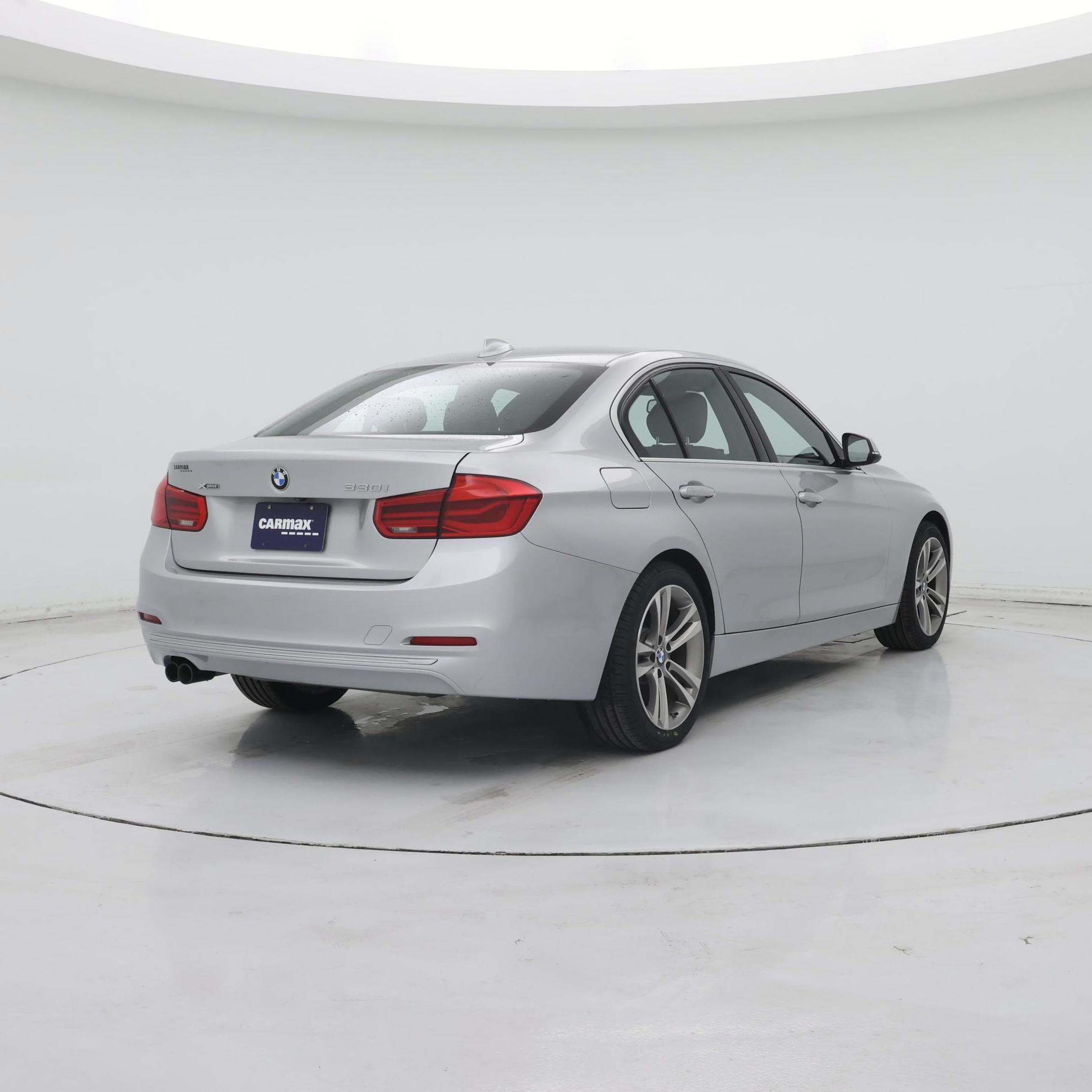 Thumbnail: 2018 BMW 3 Series - 8