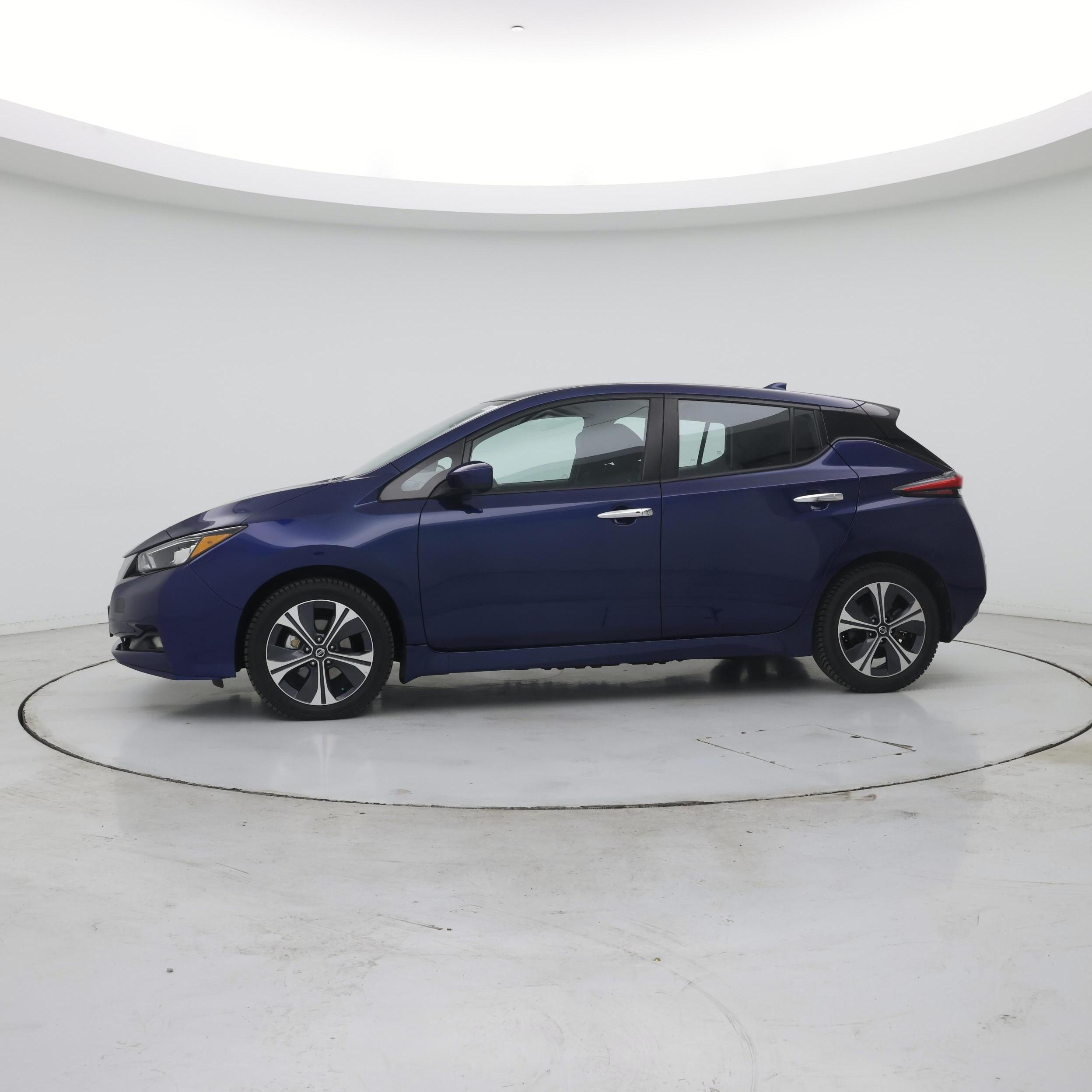 Thumbnail: 2020 Nissan Leaf - 3