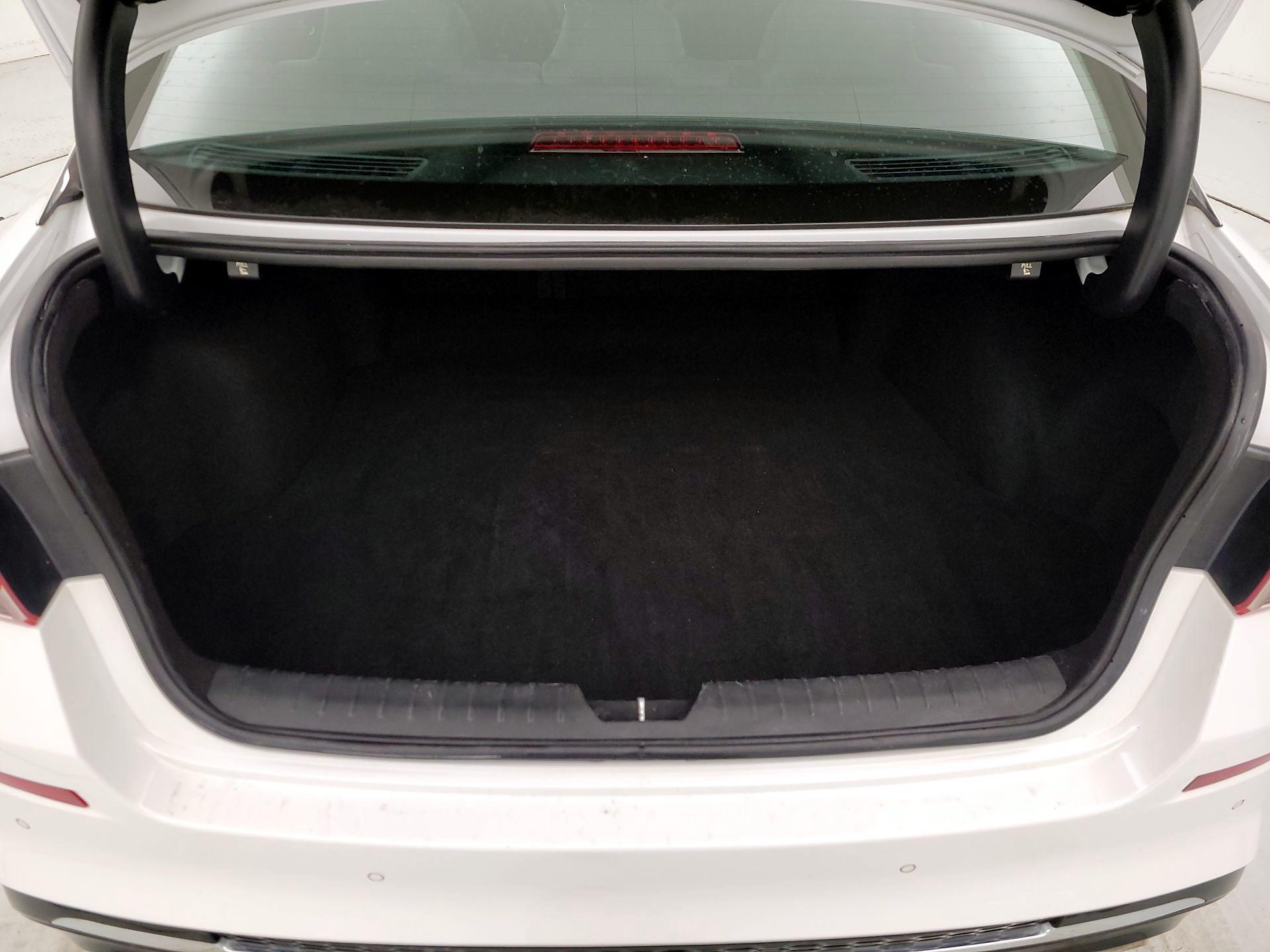 Thumbnail: 2020 Kia Optima - 20