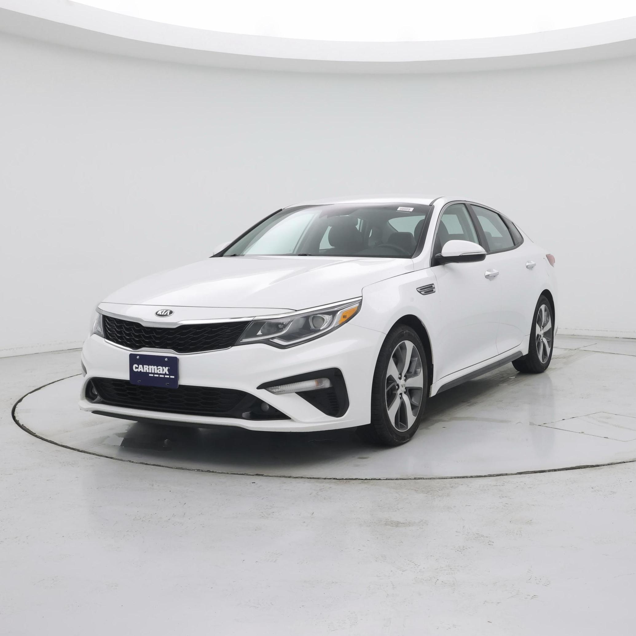 Thumbnail: 2020 Kia Optima - 4