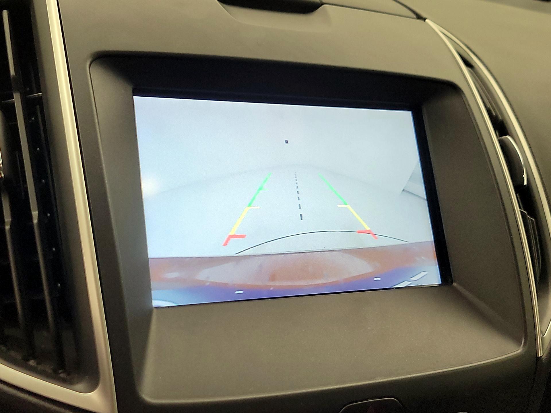 Thumbnail: 2015 Ford Edge - 14