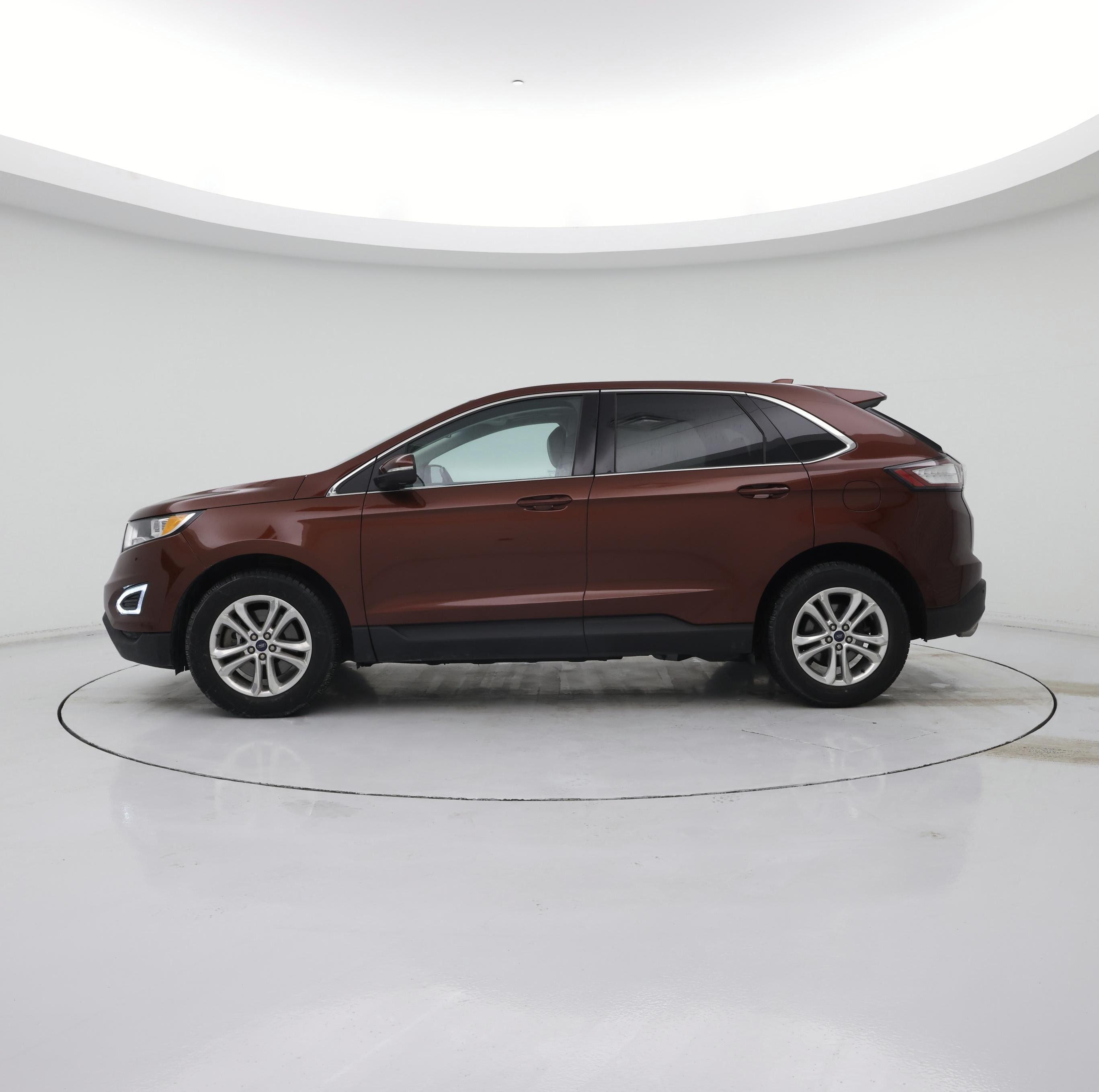 Thumbnail: 2015 Ford Edge - 3