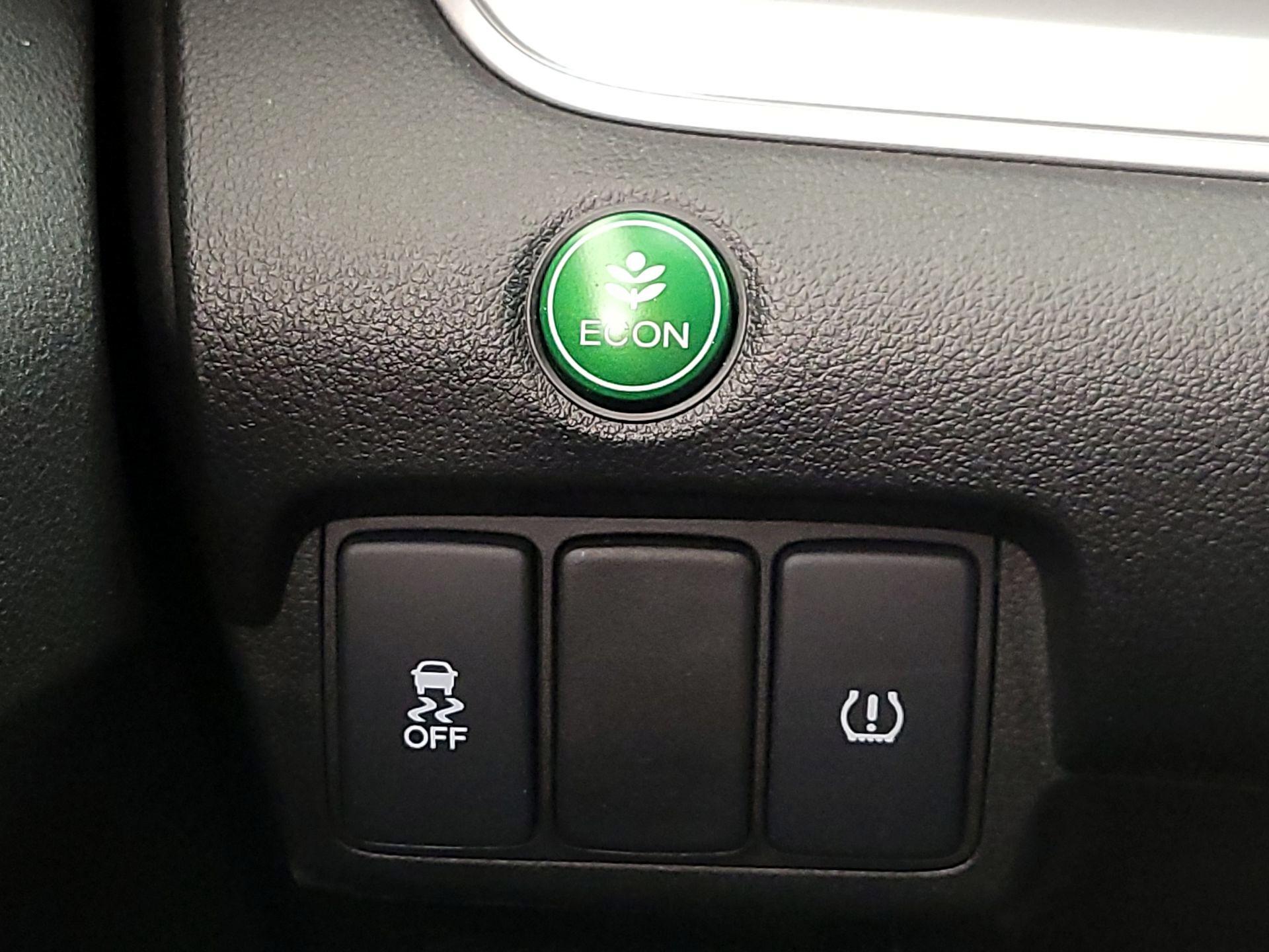 Thumbnail: 2015 Honda CR-V - 13