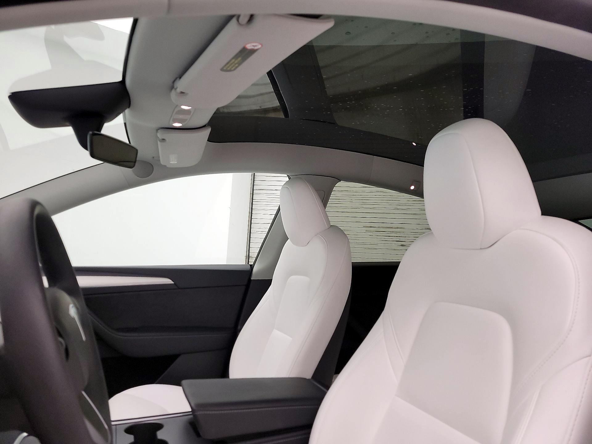 Thumbnail: 2024 Tesla Model Y - 18