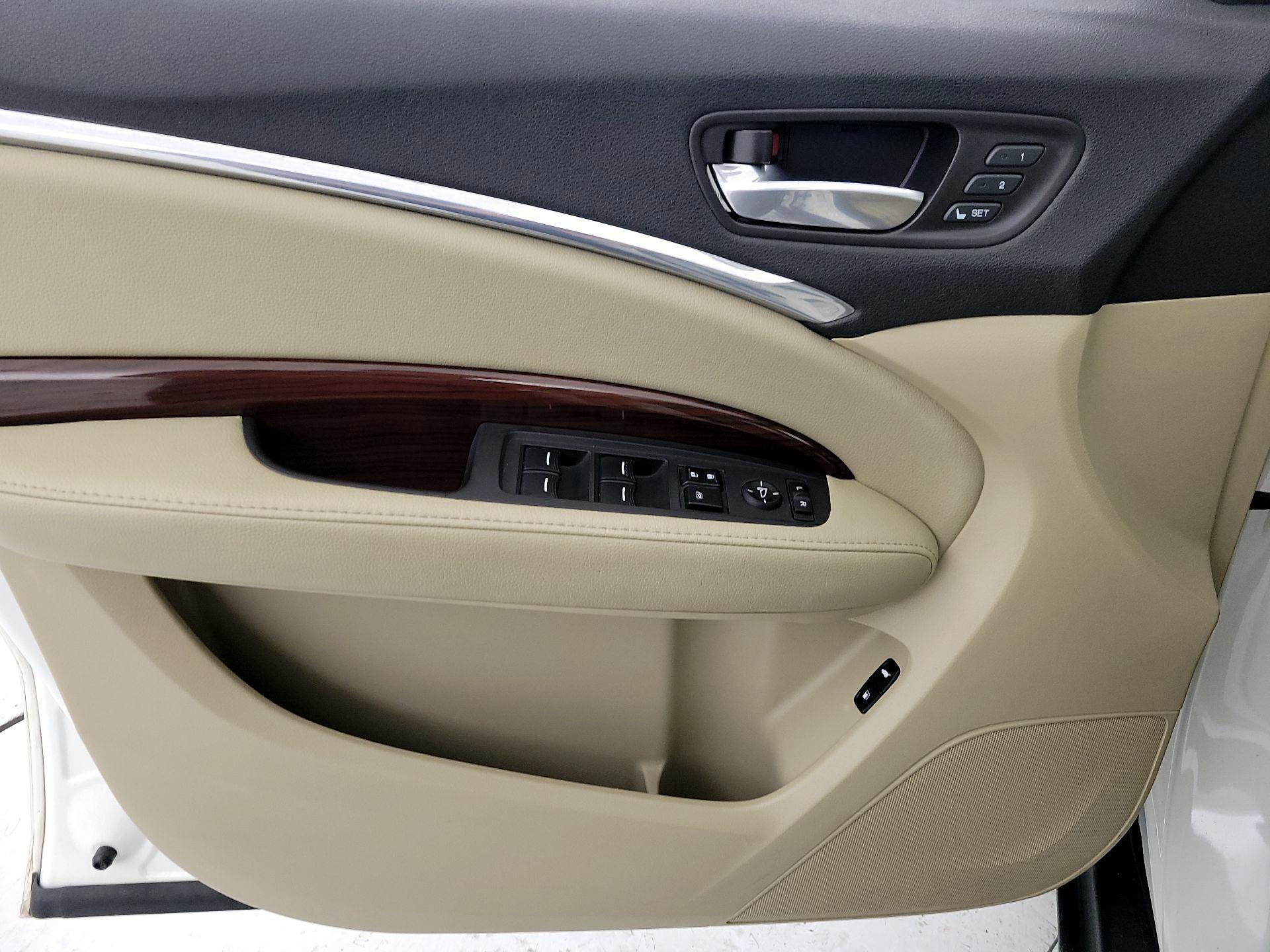 Thumbnail: 2015 Acura MDX - 12