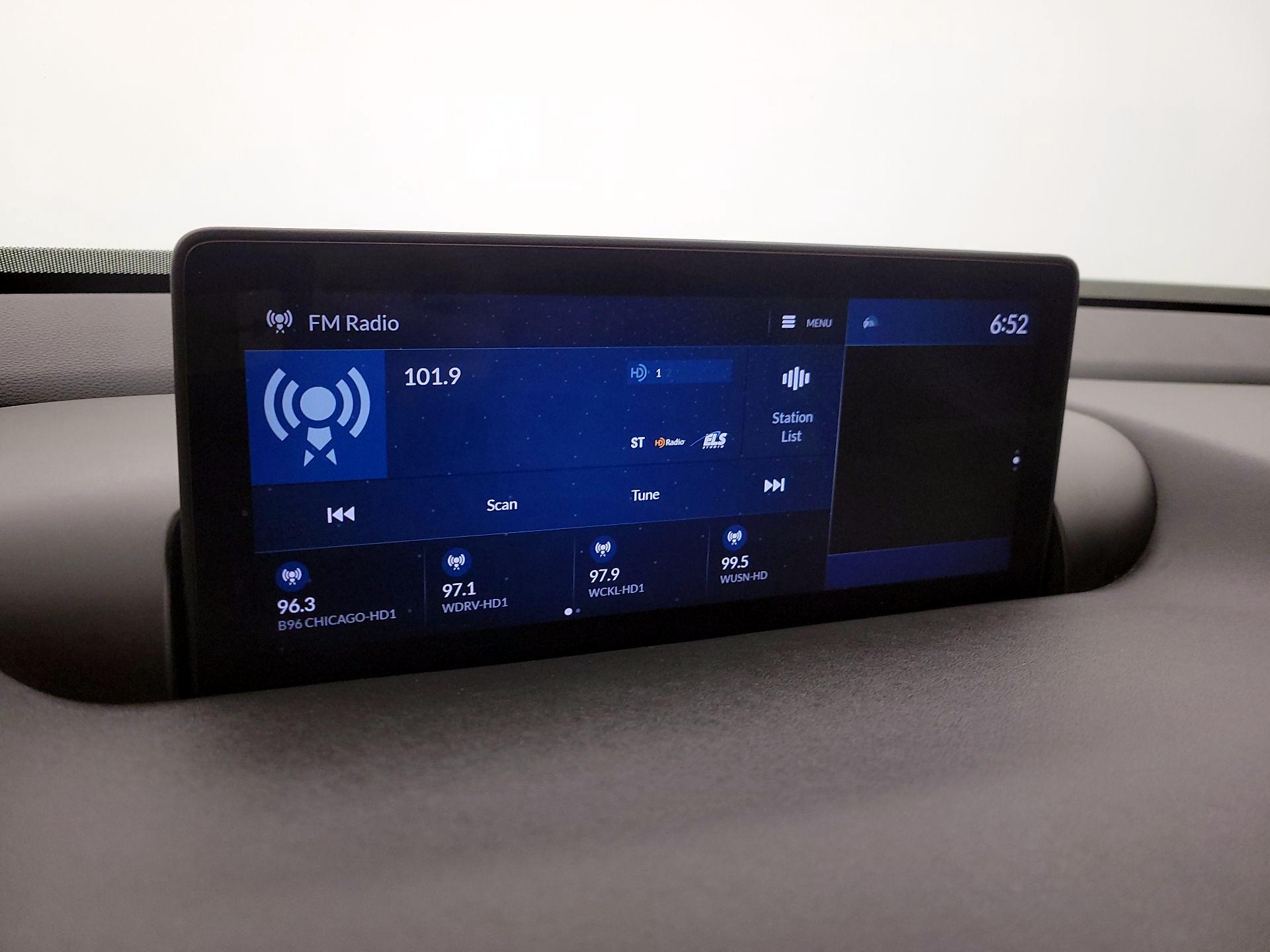 Thumbnail: 2021 Acura TLX - 16