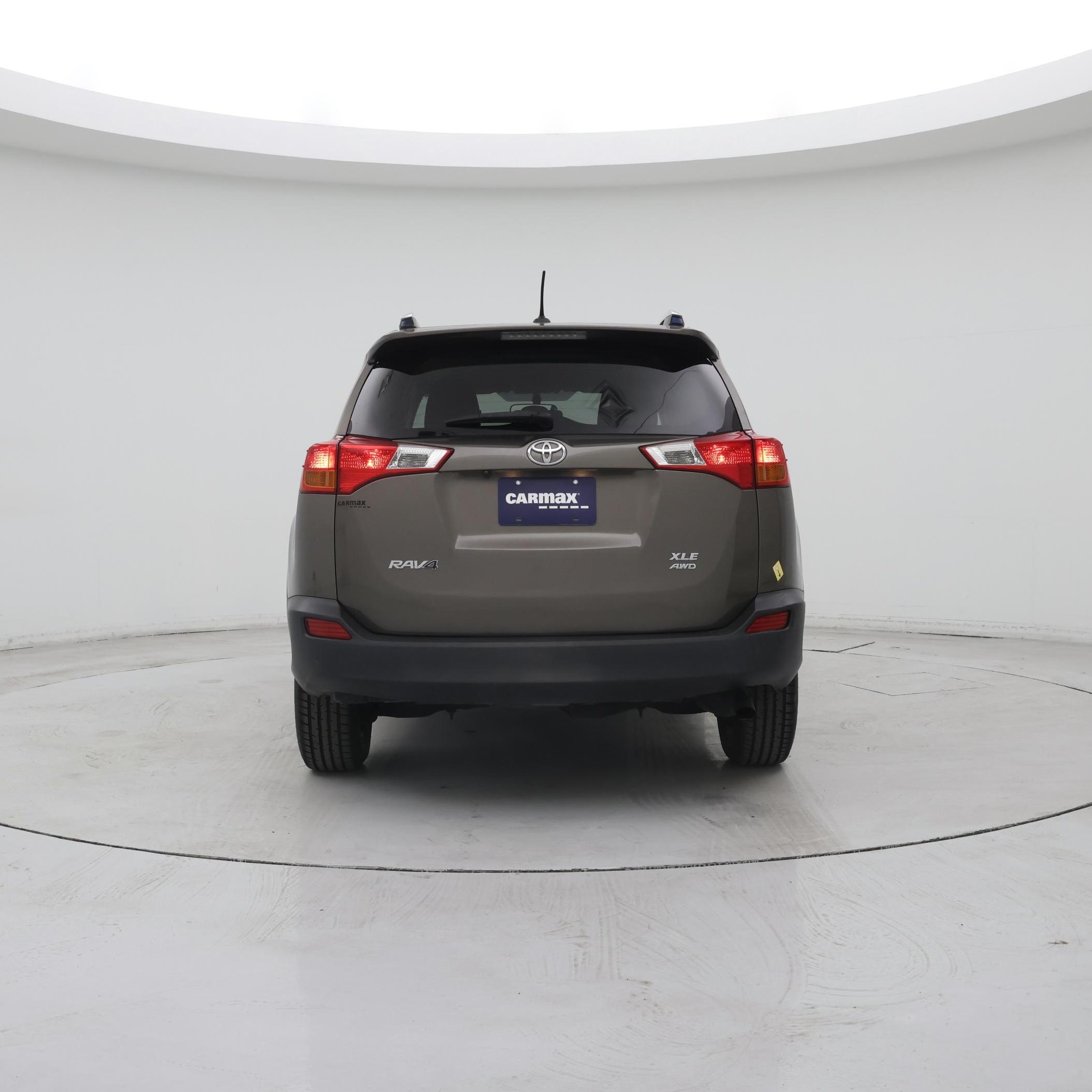 Thumbnail: 2015 Toyota RAV4 - 6