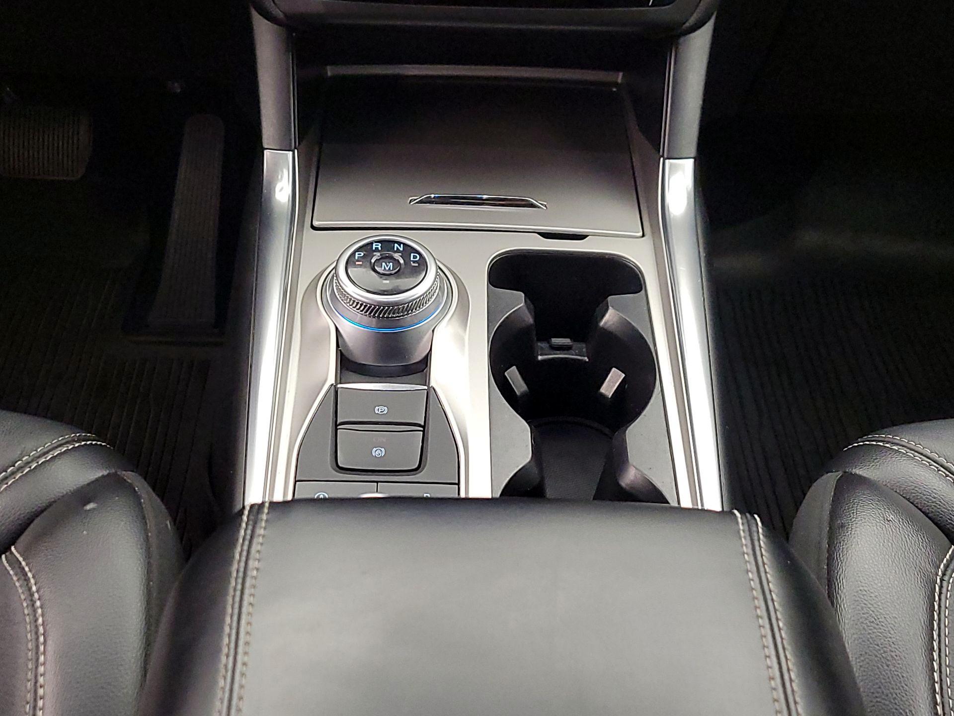 Thumbnail: 2020 Ford Explorer - 18