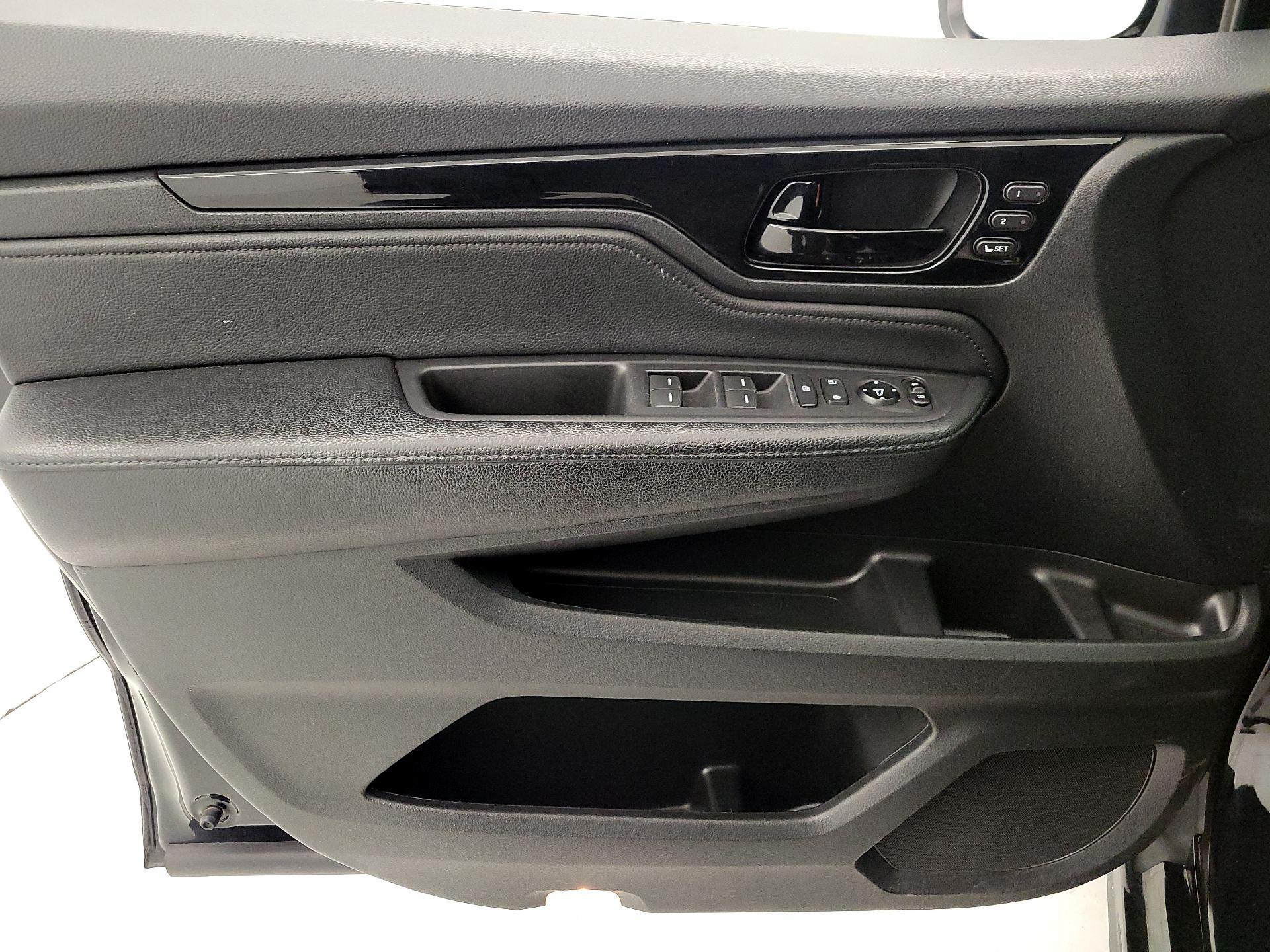 Thumbnail: 2021 Honda Odyssey - 12