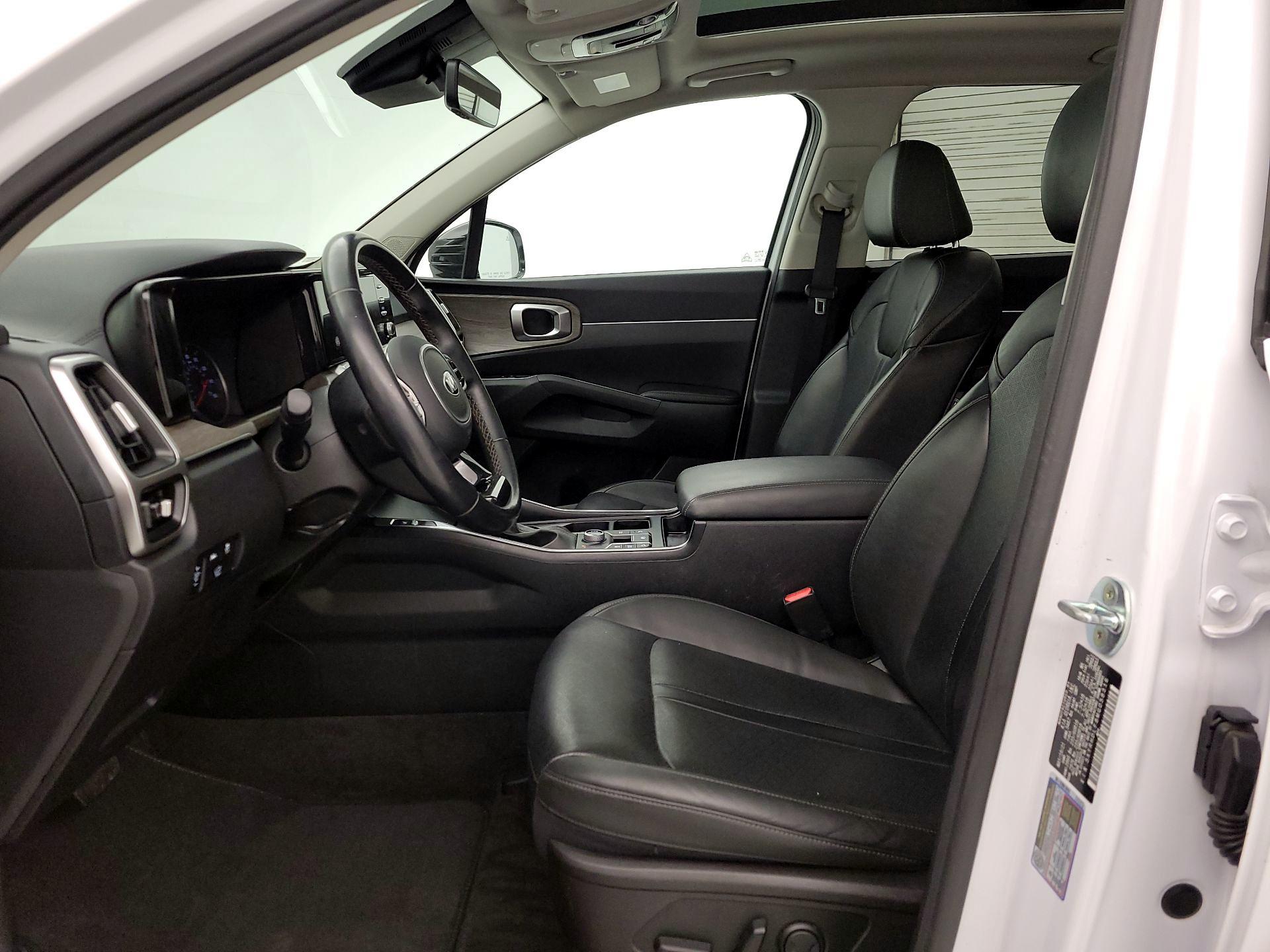 Thumbnail: 2021 Kia Sorento - 11