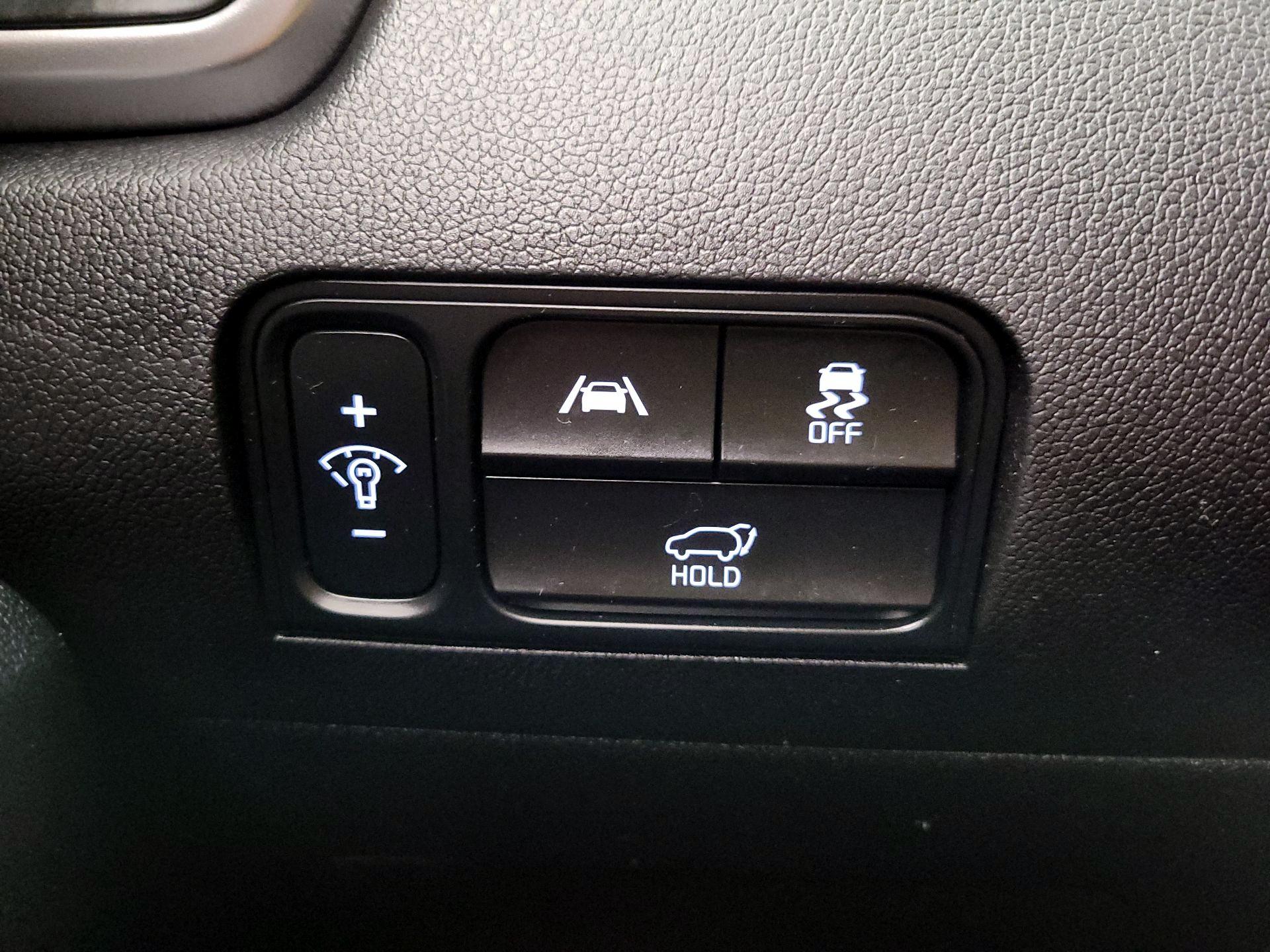 Thumbnail: 2021 Kia Sorento - 13