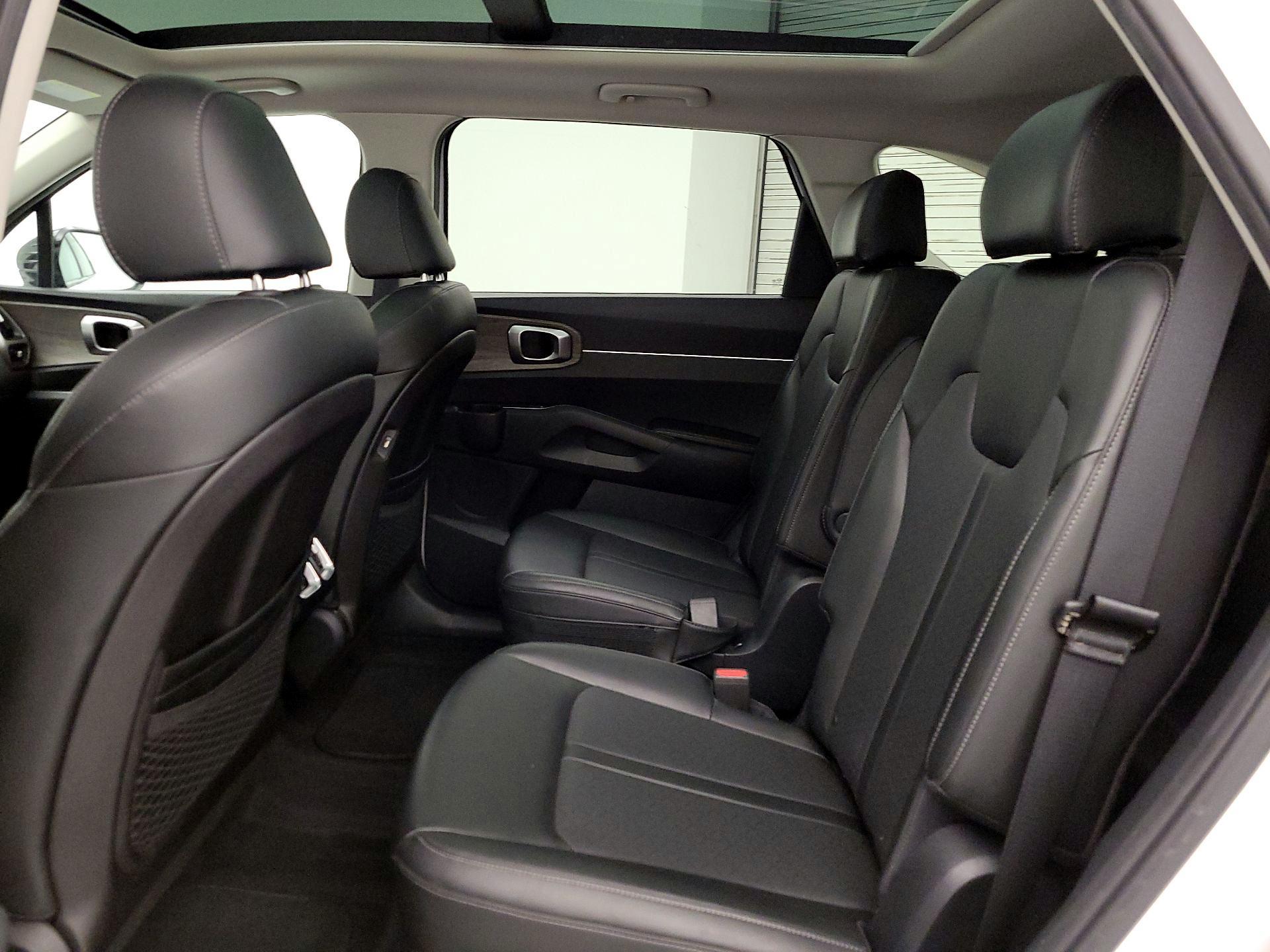 Thumbnail: 2021 Kia Sorento - 20