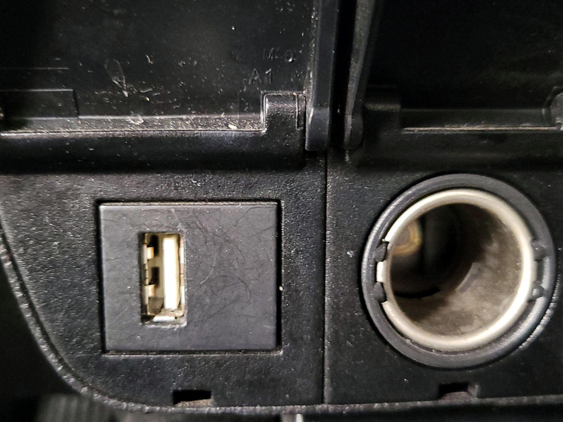 Thumbnail: 2020 Toyota Camry - 18