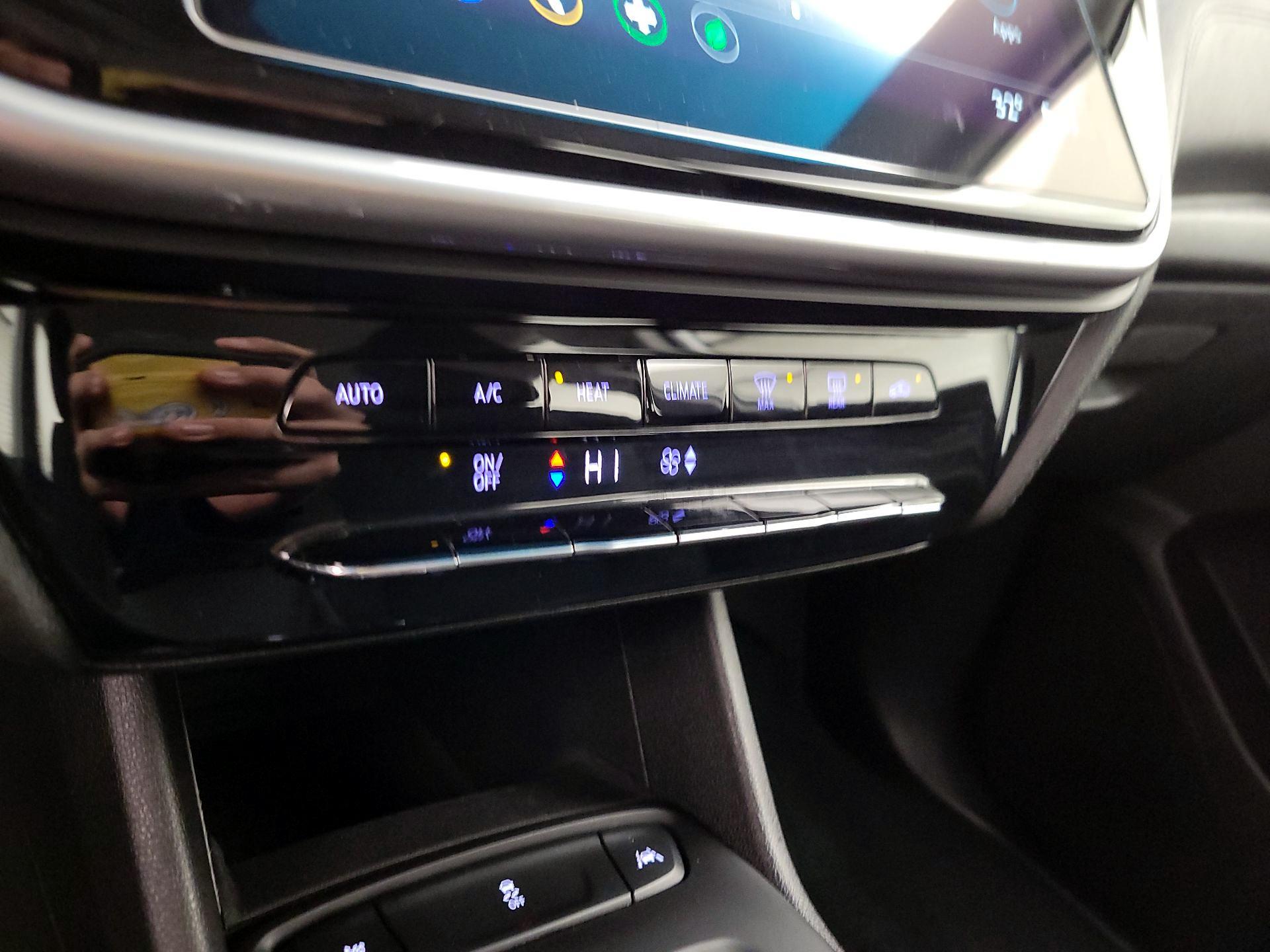 Thumbnail: 2023 Chevrolet Bolt EV - 16