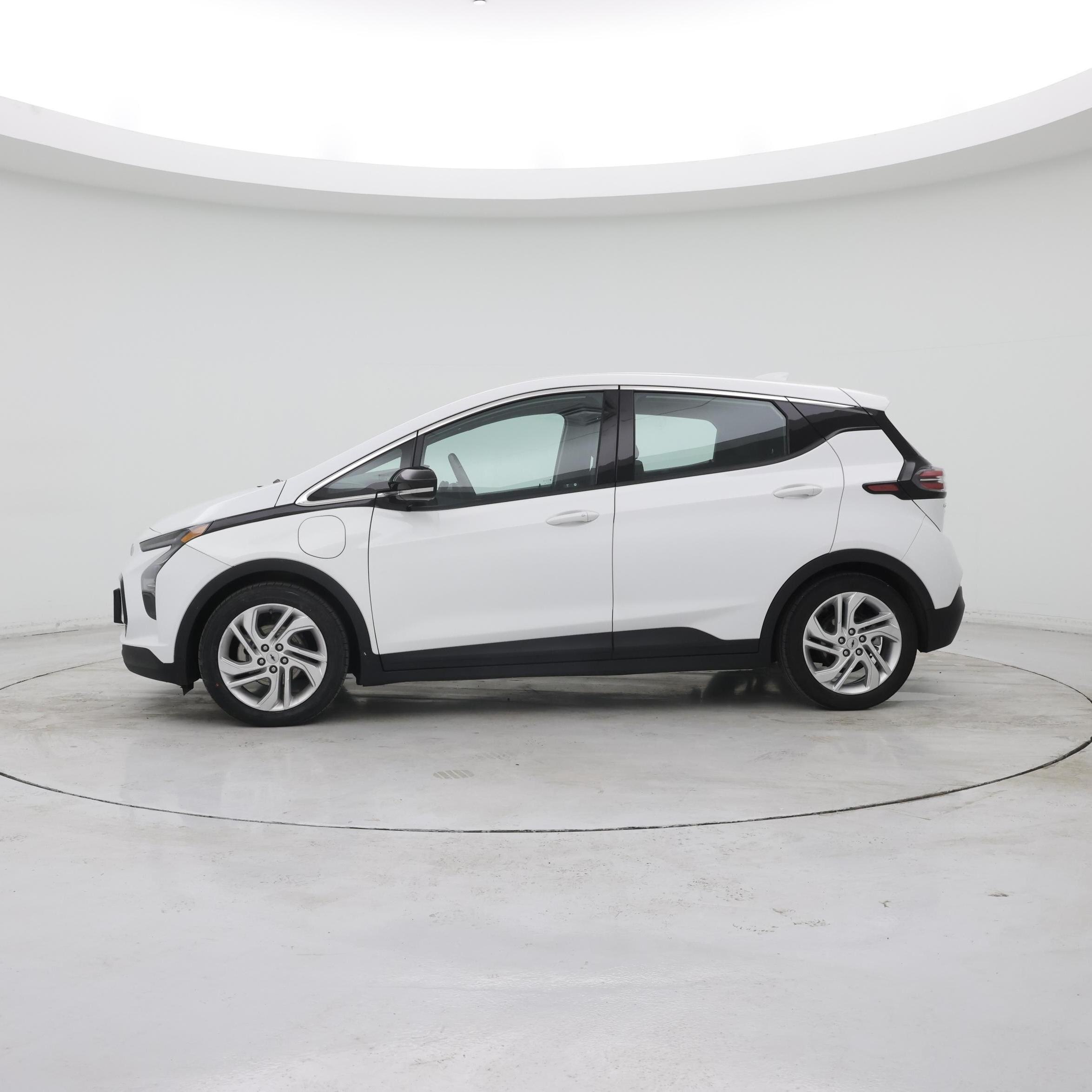 Thumbnail: 2023 Chevrolet Bolt EV - 3