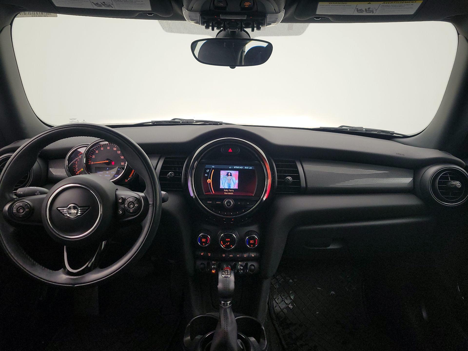 Thumbnail: 2019 MINI Cooper Hardtop - 9