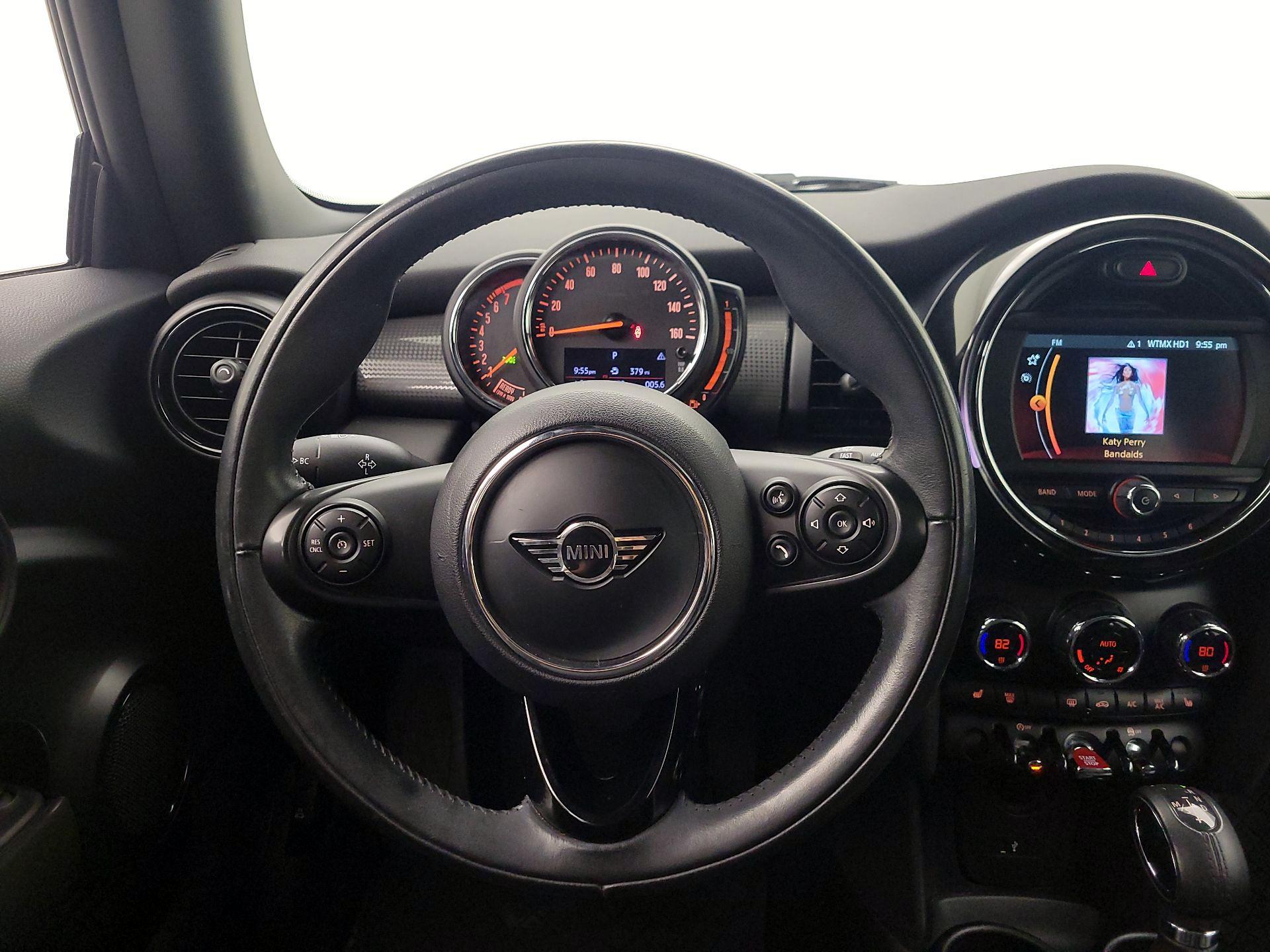 Thumbnail: 2019 MINI Cooper Hardtop - 10