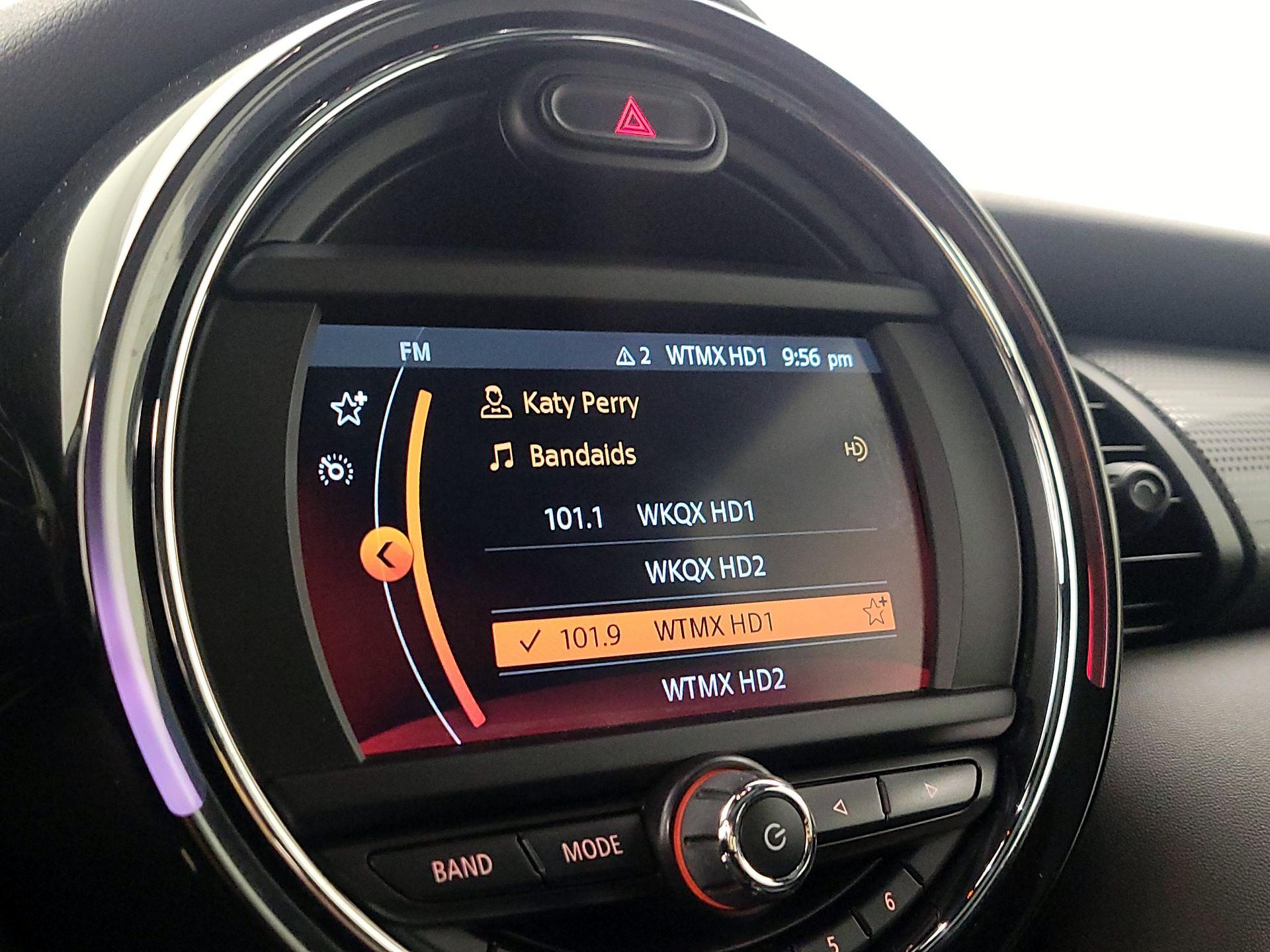 Thumbnail: 2019 MINI Cooper Hardtop - 15