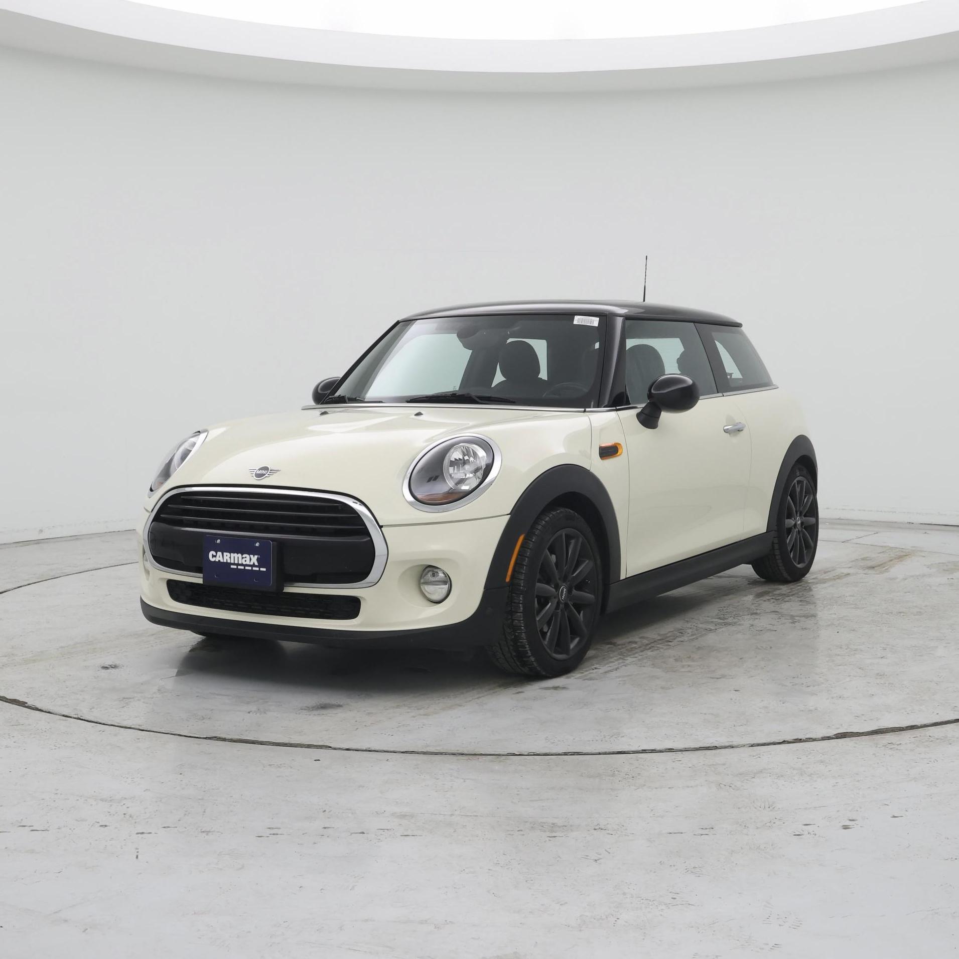 Thumbnail: 2019 MINI Cooper Hardtop - 4