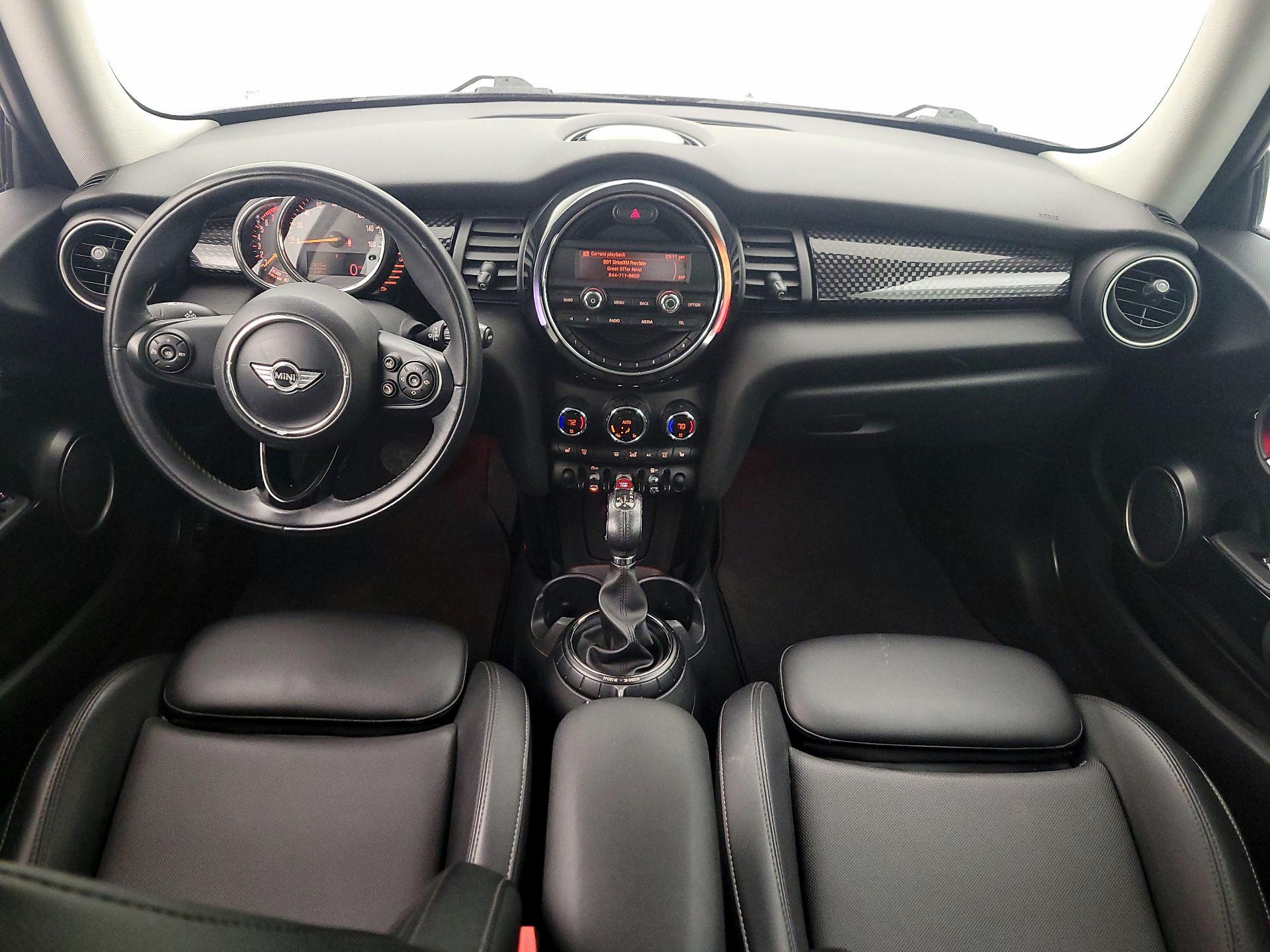 Thumbnail: 2015 MINI Cooper Hardtop - 9