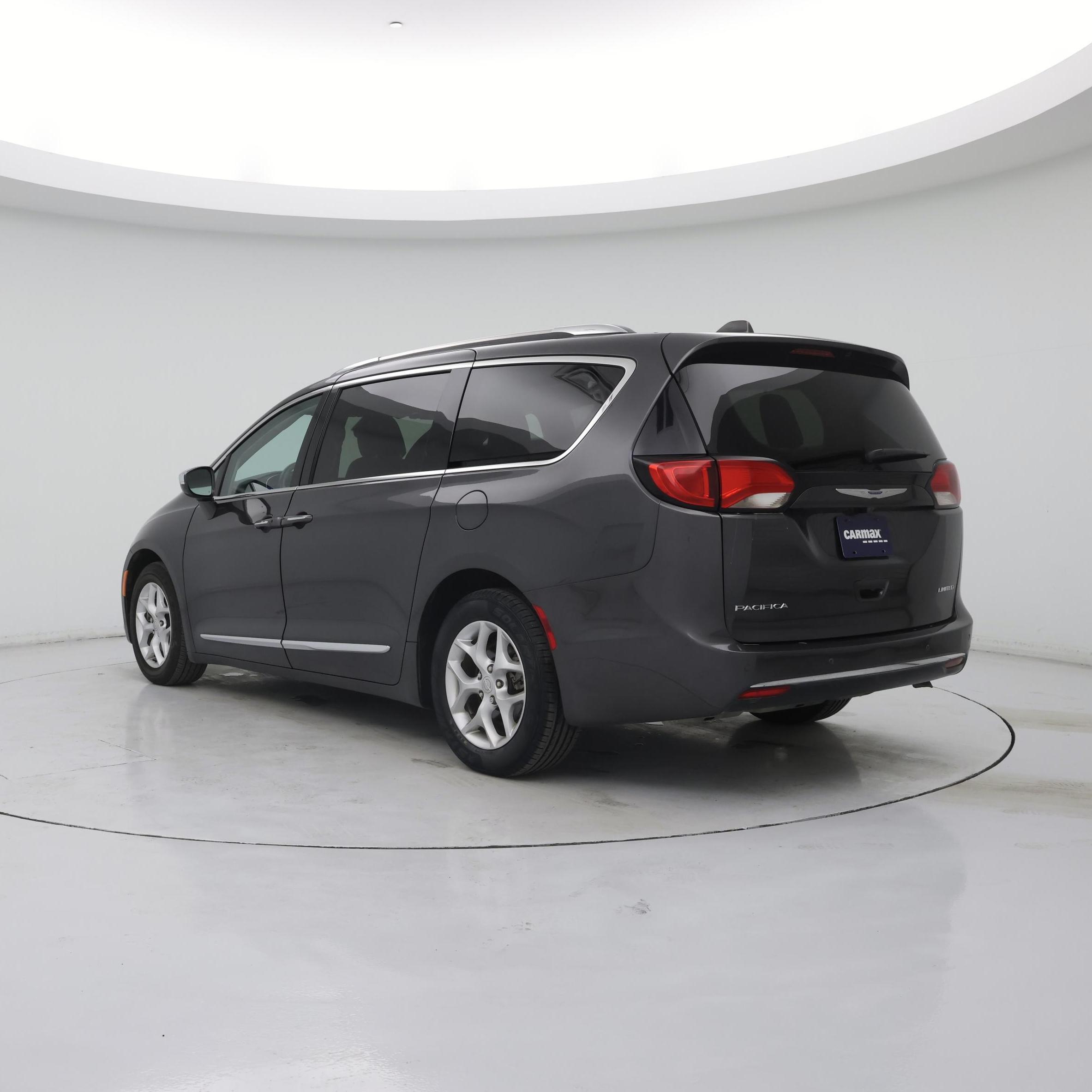 Thumbnail: 2020 Chrysler Pacifica - 2