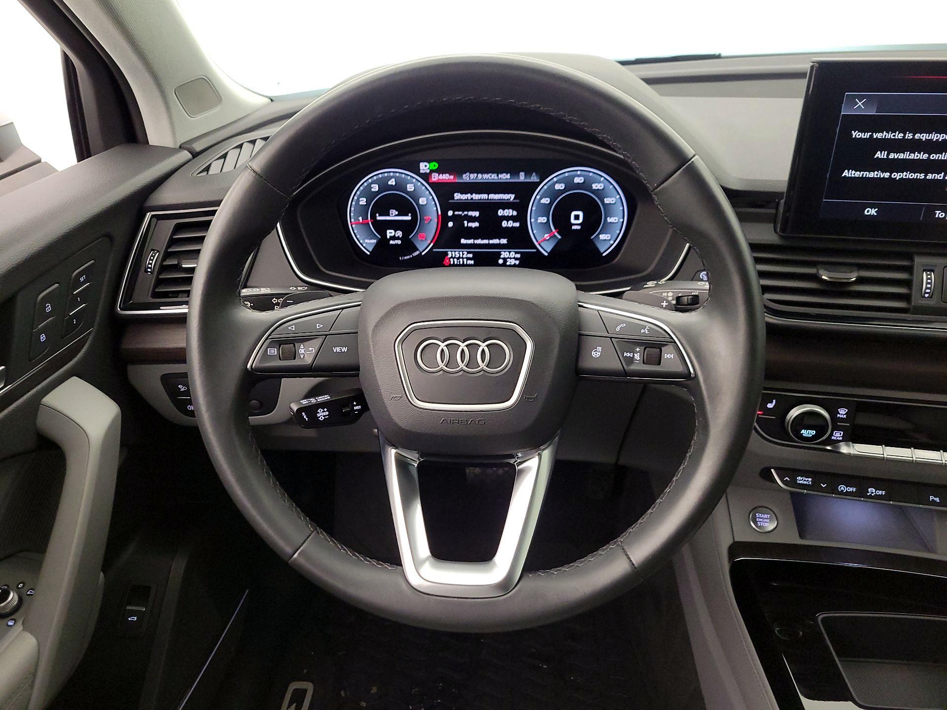 Thumbnail: 2022 Audi Q5 - 10