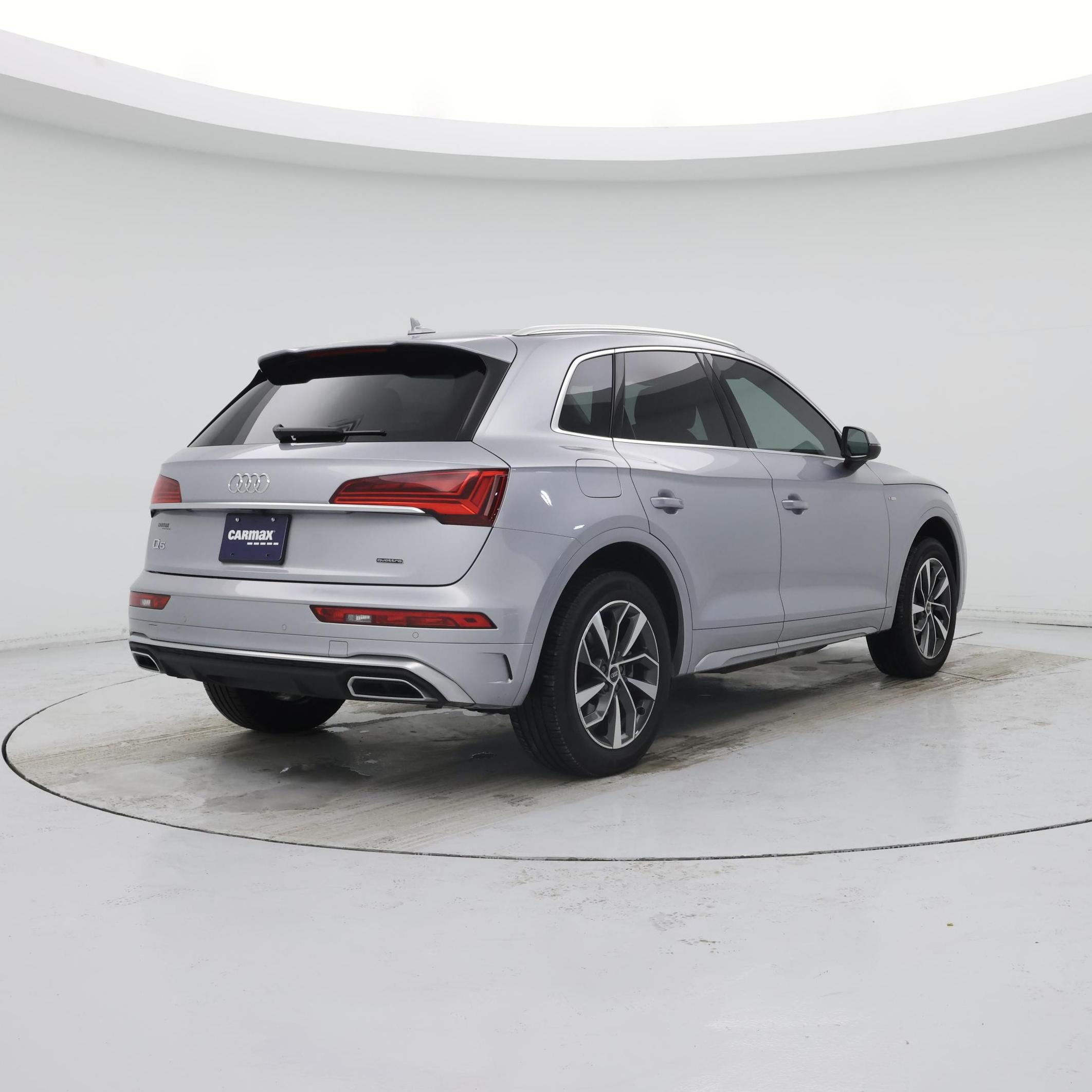 Thumbnail: 2022 Audi Q5 - 8