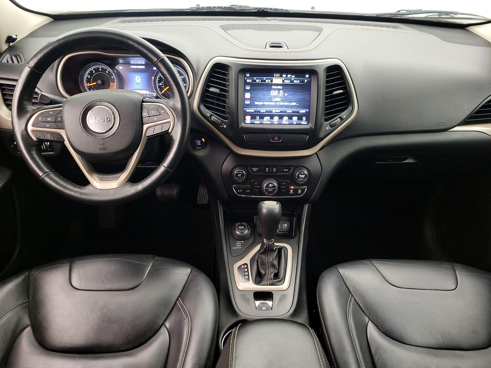 Thumbnail: 2015 Jeep Cherokee - 9