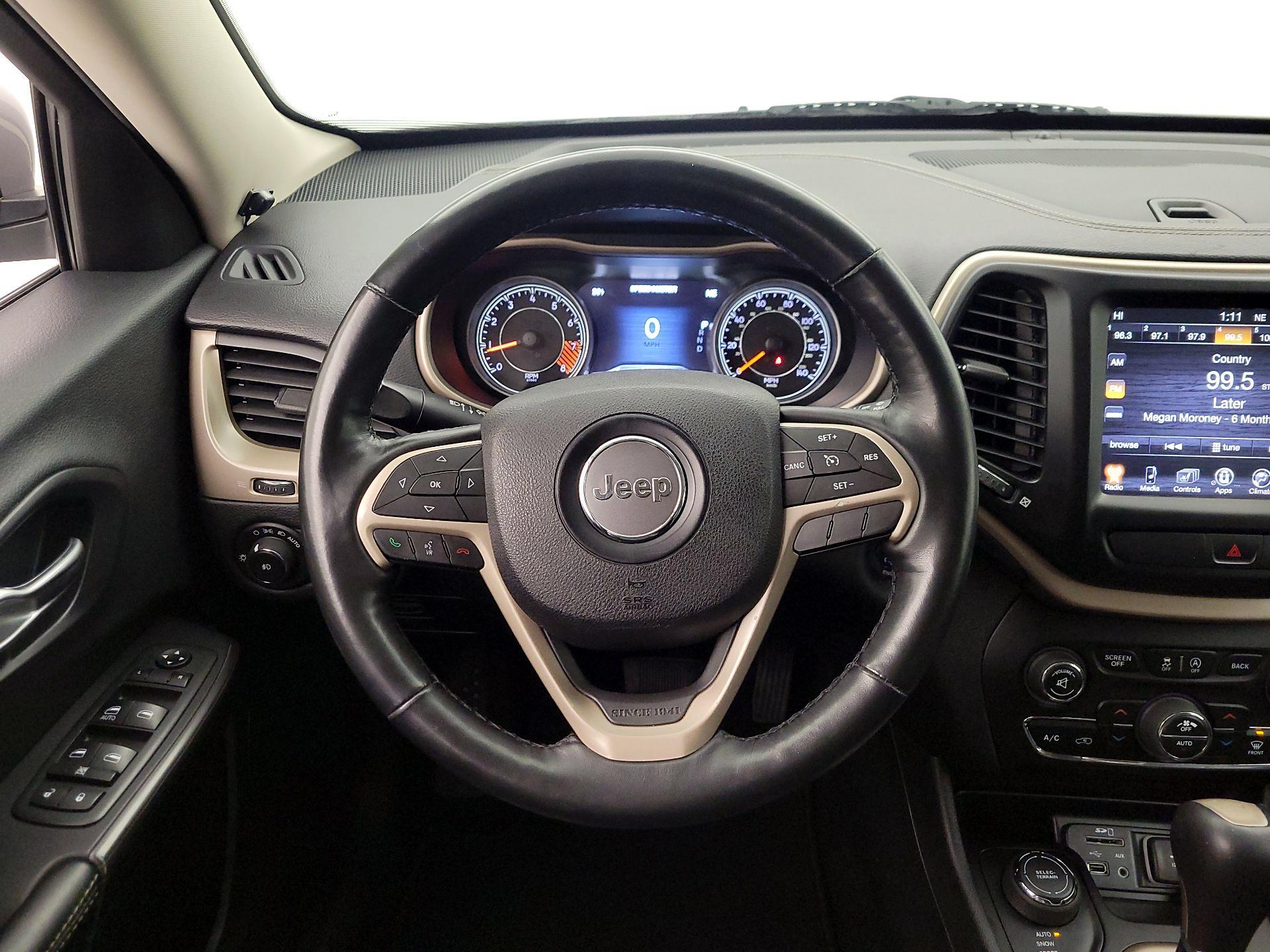 Thumbnail: 2015 Jeep Cherokee - 10