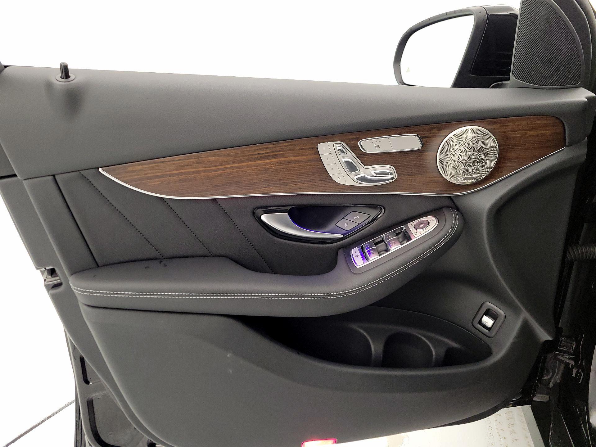 Thumbnail: 2021 Mercedes-Benz GLC - 12