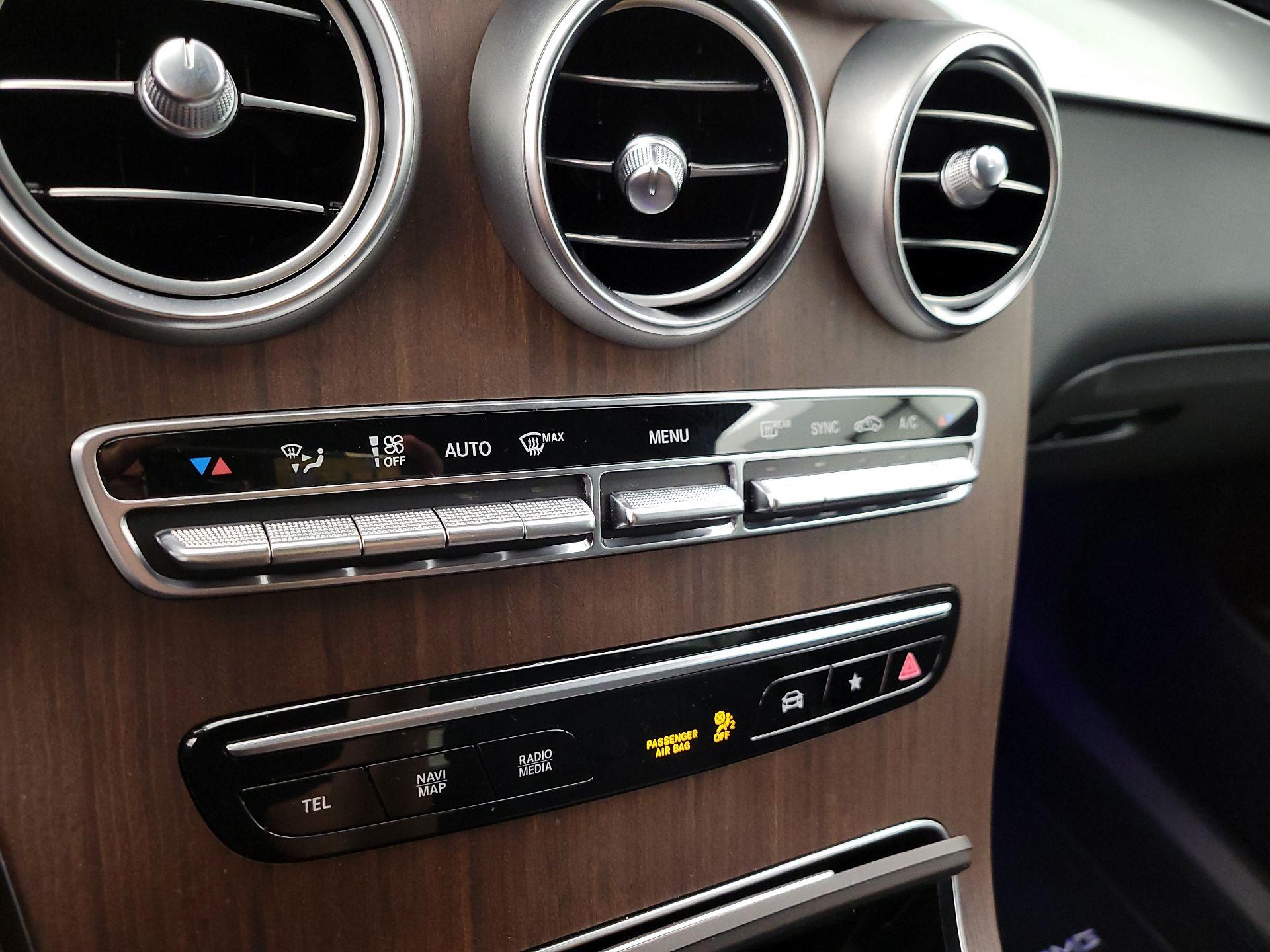 Thumbnail: 2021 Mercedes-Benz GLC - 17