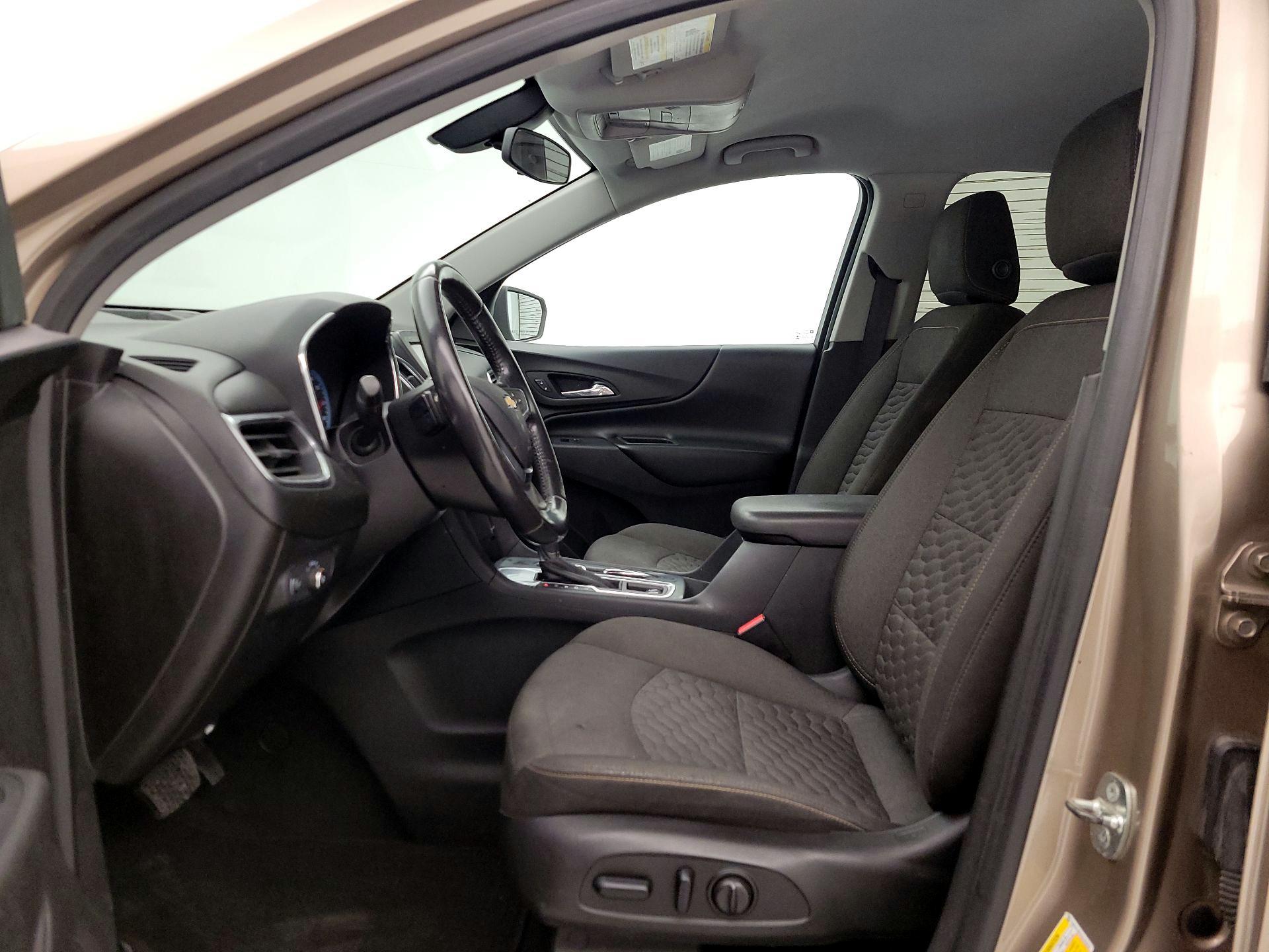 Thumbnail: 2018 Chevrolet Equinox - 11