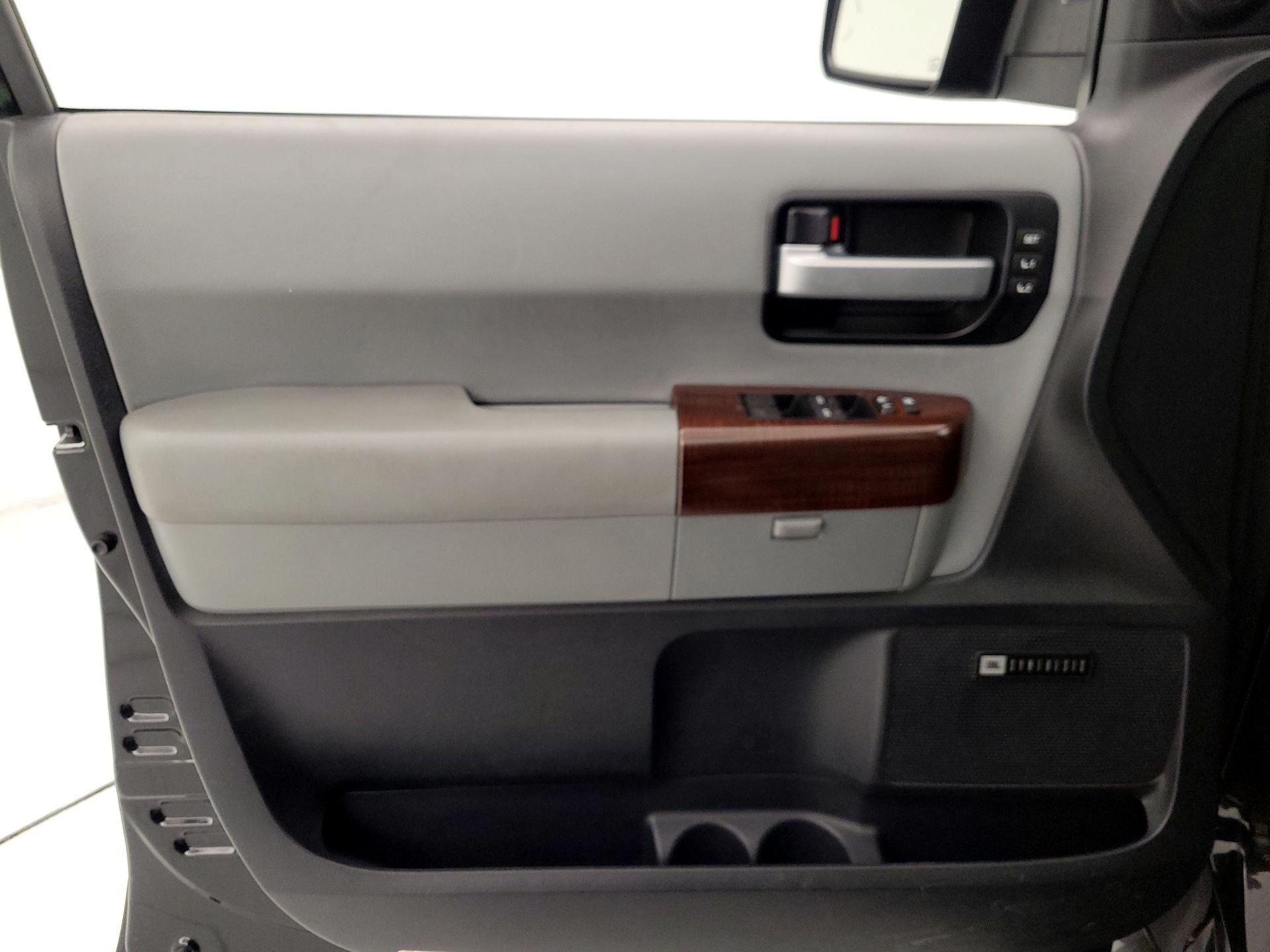 Thumbnail: 2017 Toyota Sequoia - 12